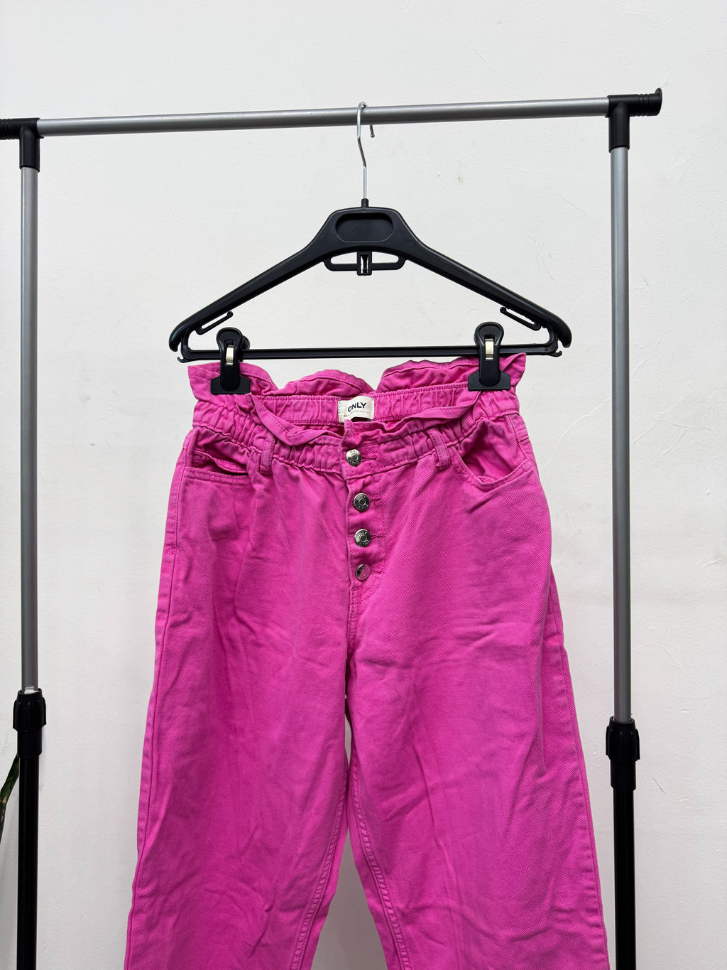 Pantalón rosado Only