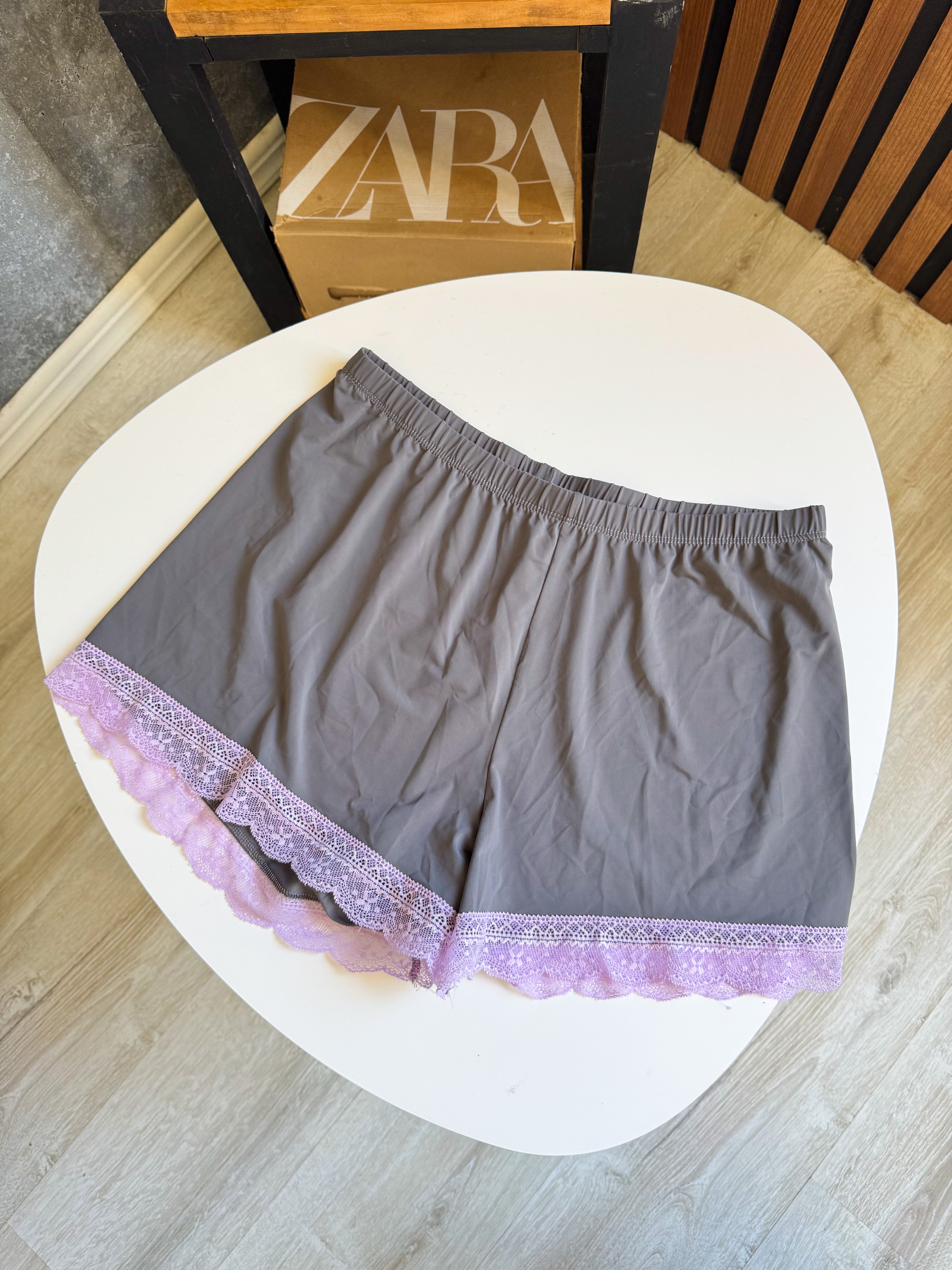 Short de Pijama gris con rosado