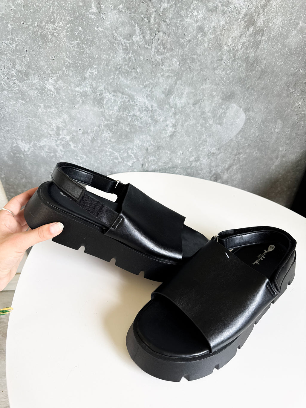 Sandalias Paddock negras