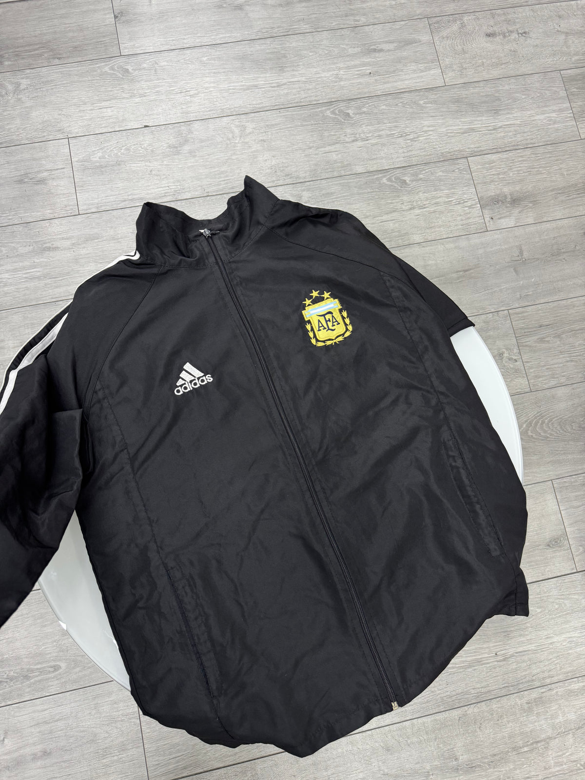 Campera de argentina negra