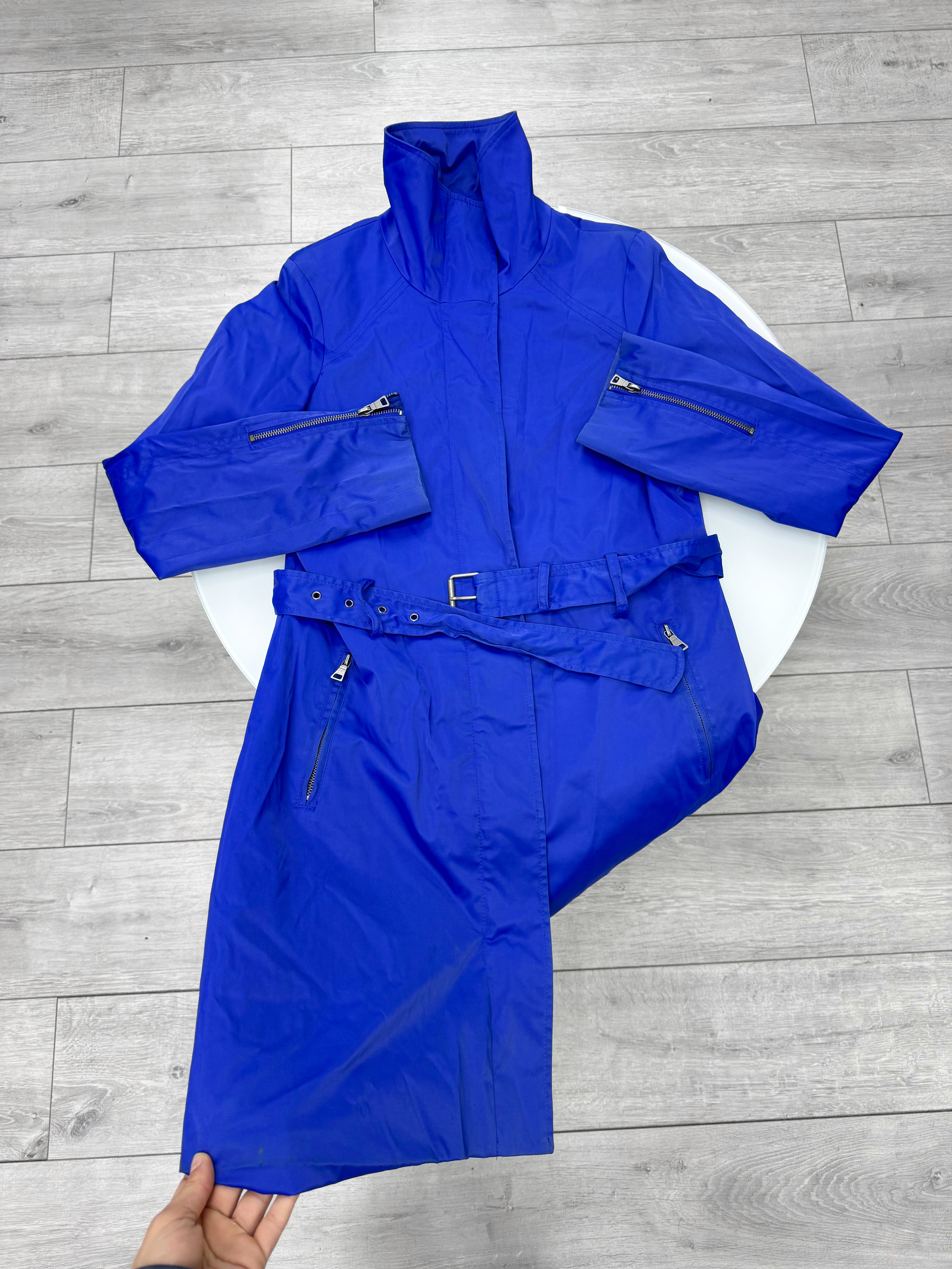 Chaqueta impermeable azul