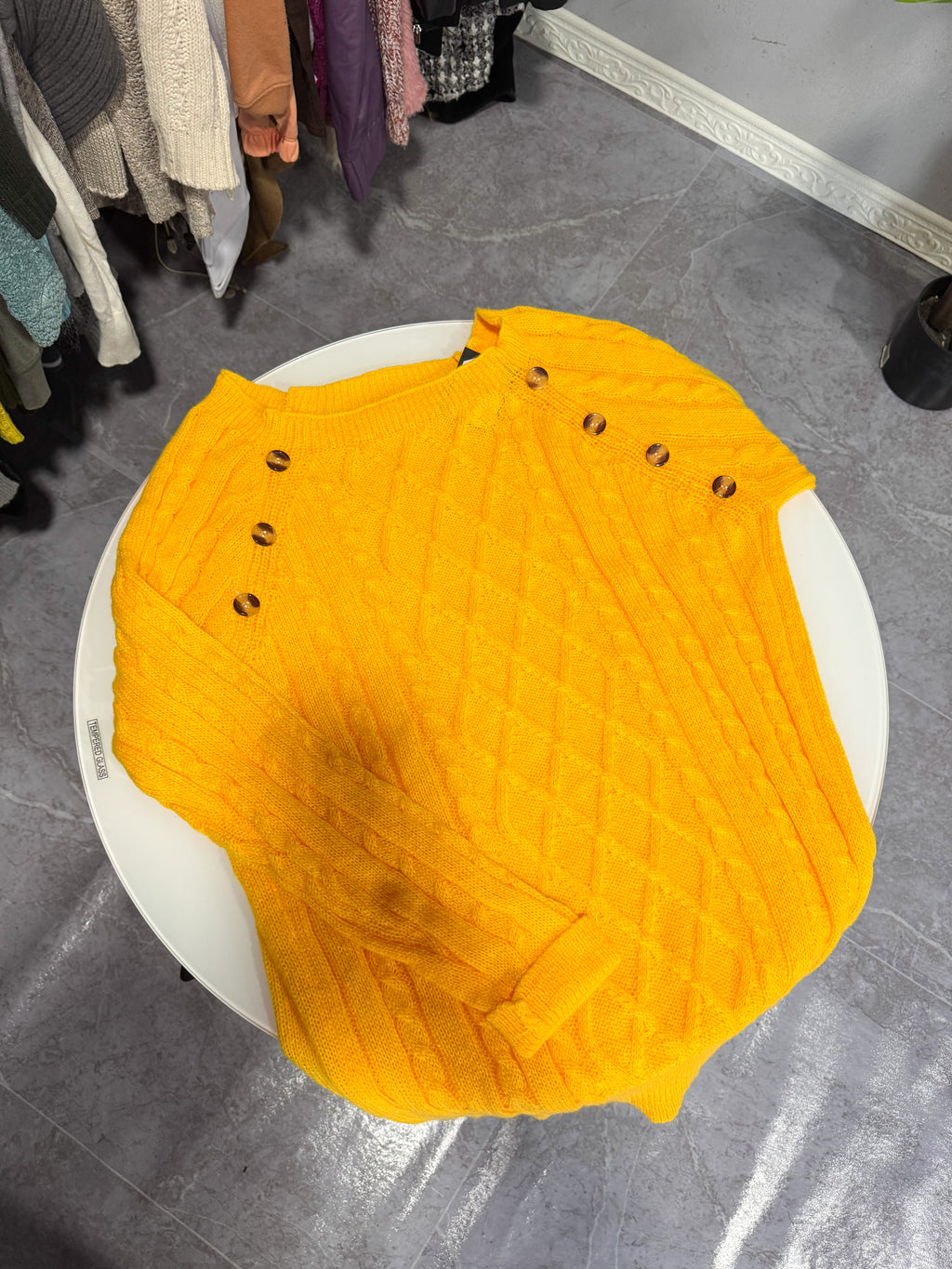 Buzo de lana naranja NUEVO