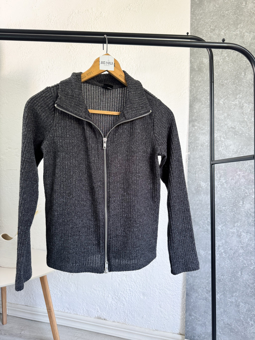 Campera gris doble cierre