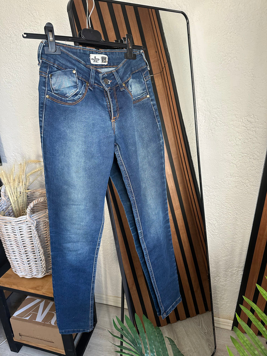 Jean talle 24 *con detalle