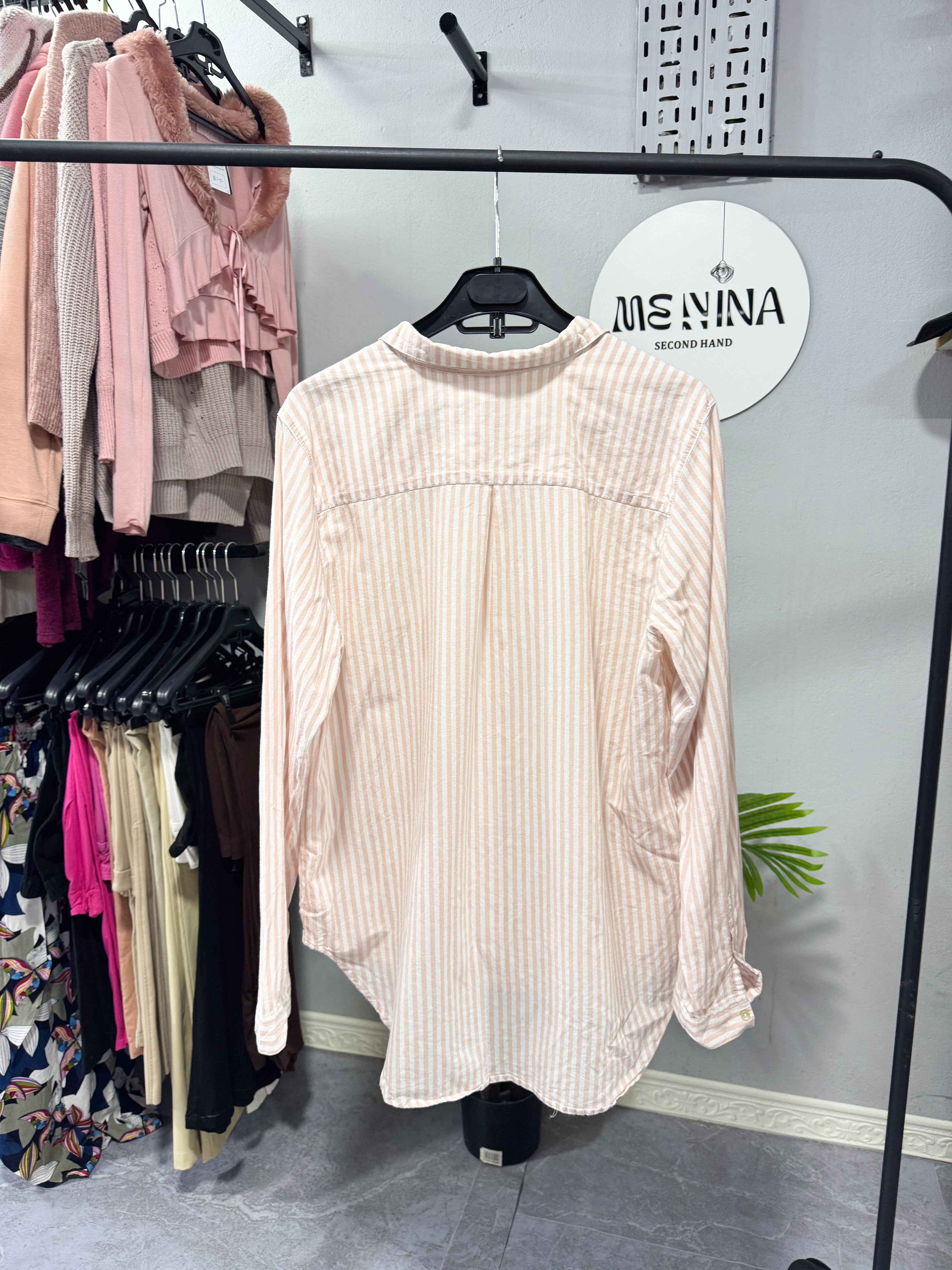 Camisa BAS a rayas blanca y rosa