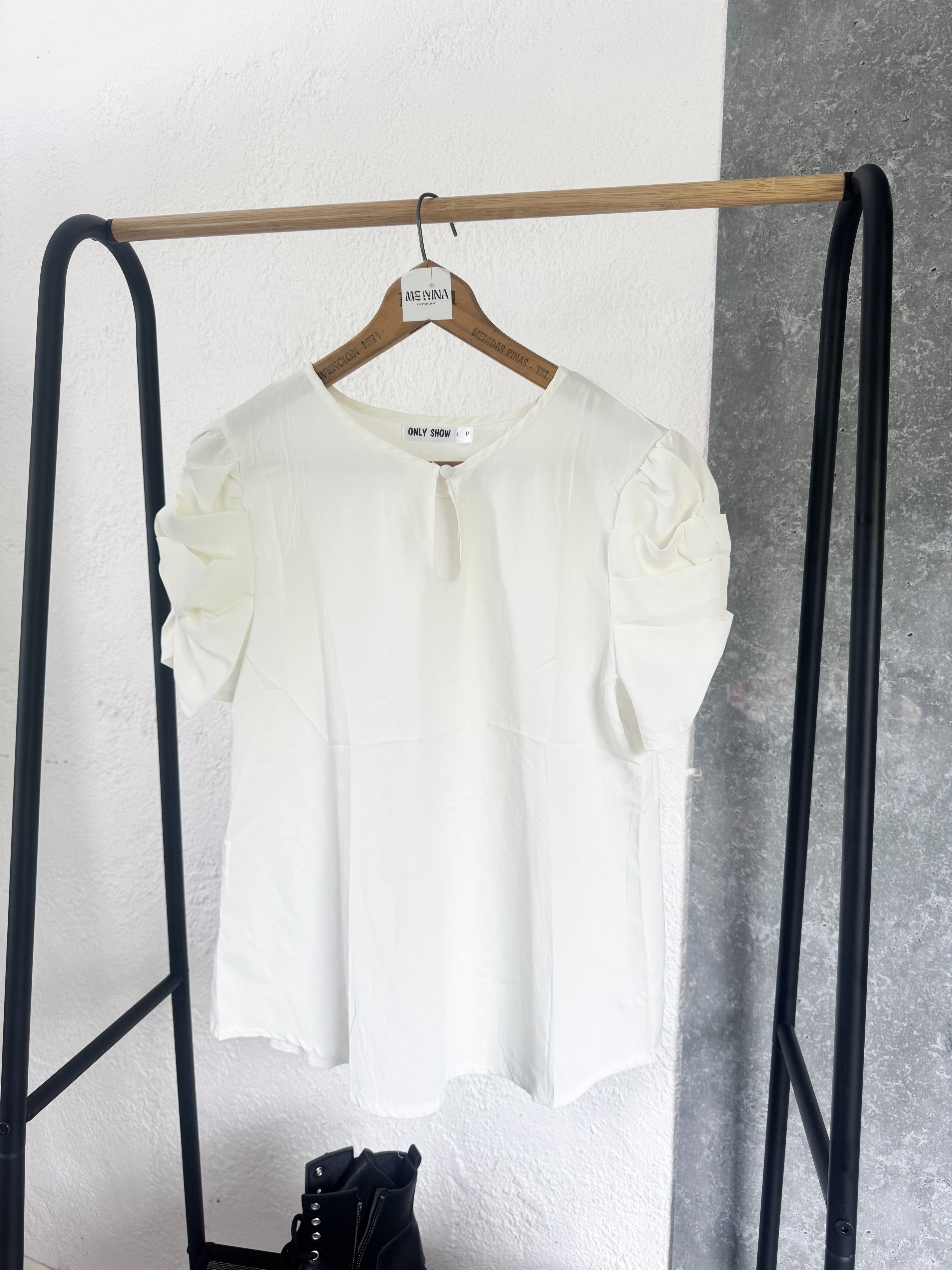 NUEVA remera blanca de seda