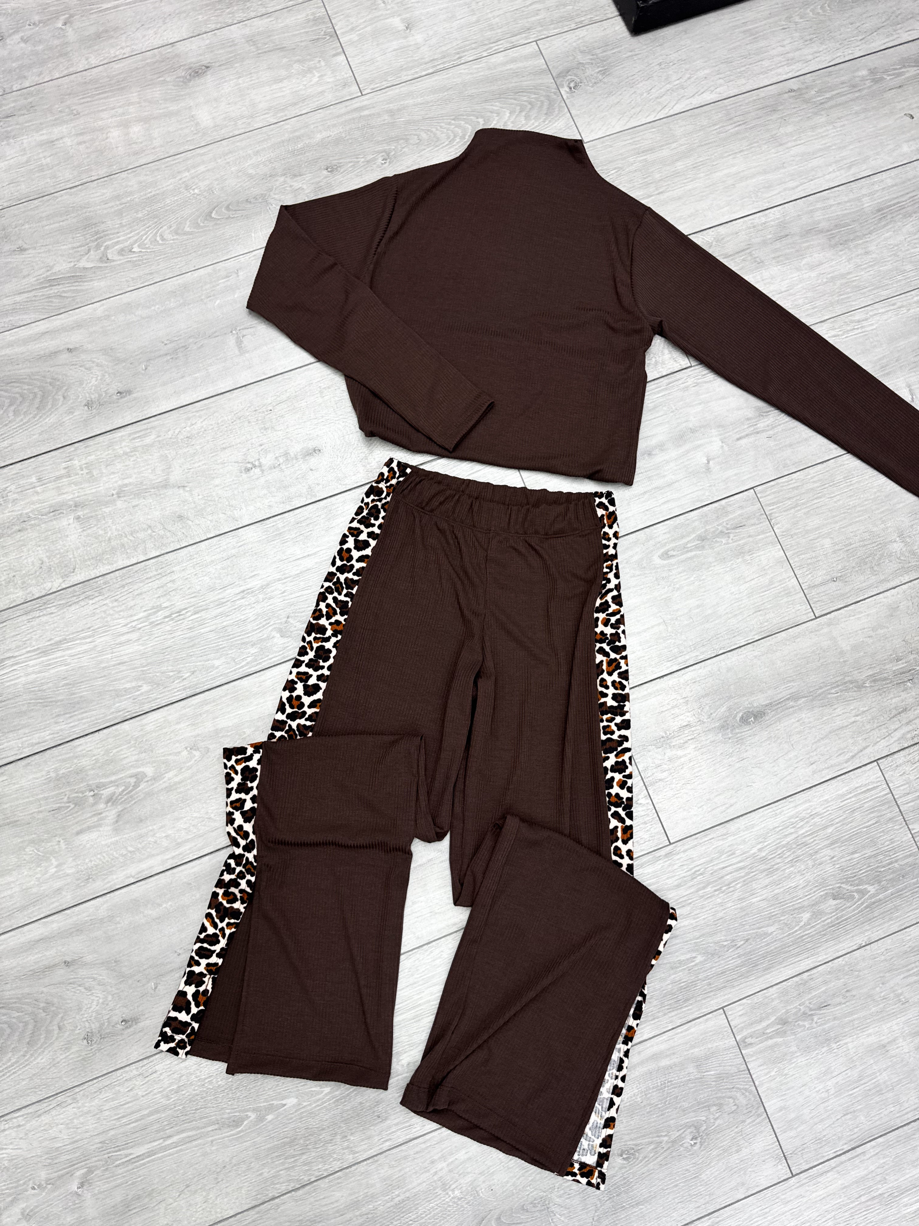 NUEVO conjunto chocolate print - pantalón + polera