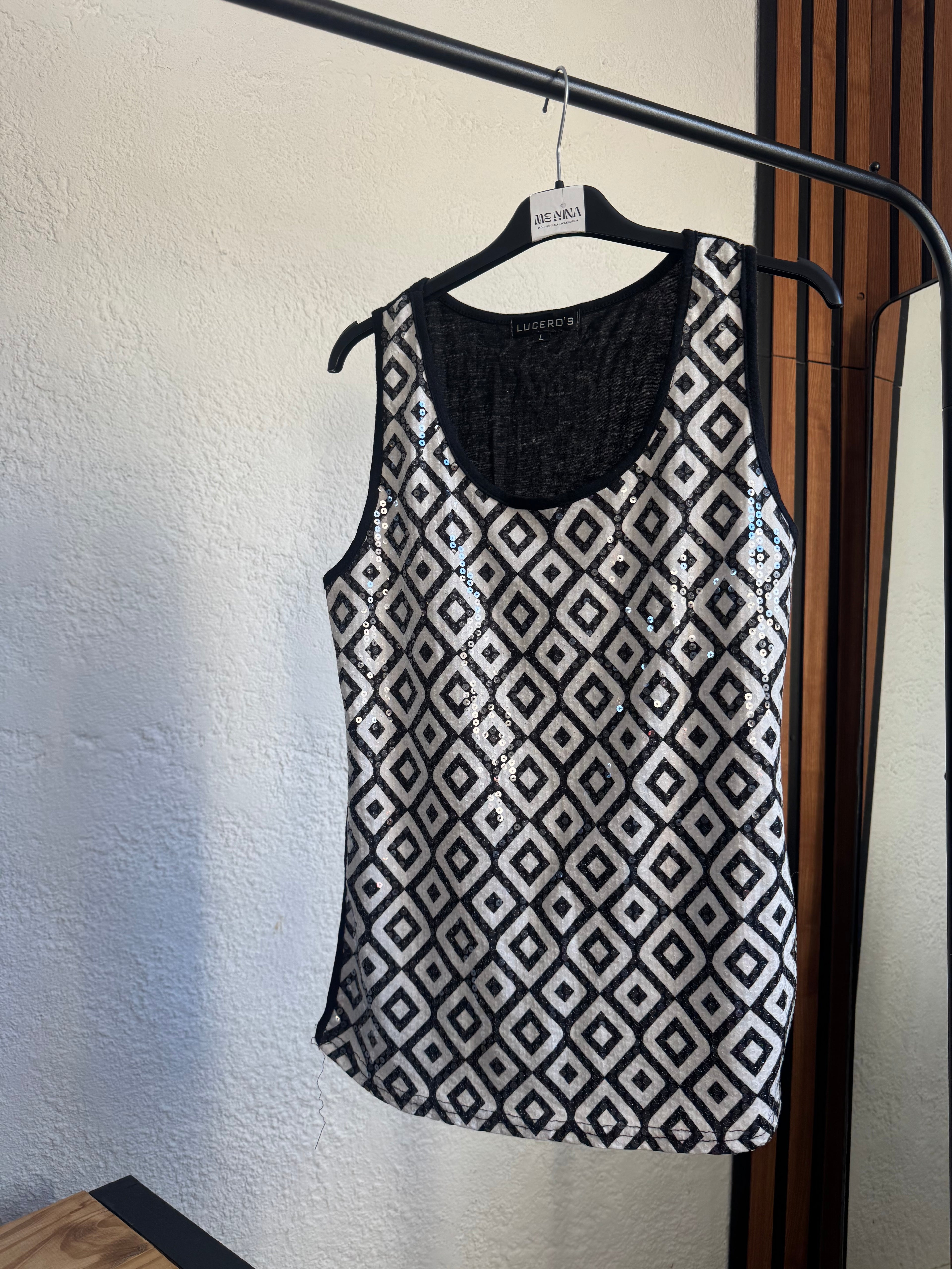 Musculosa con diseño de rombos