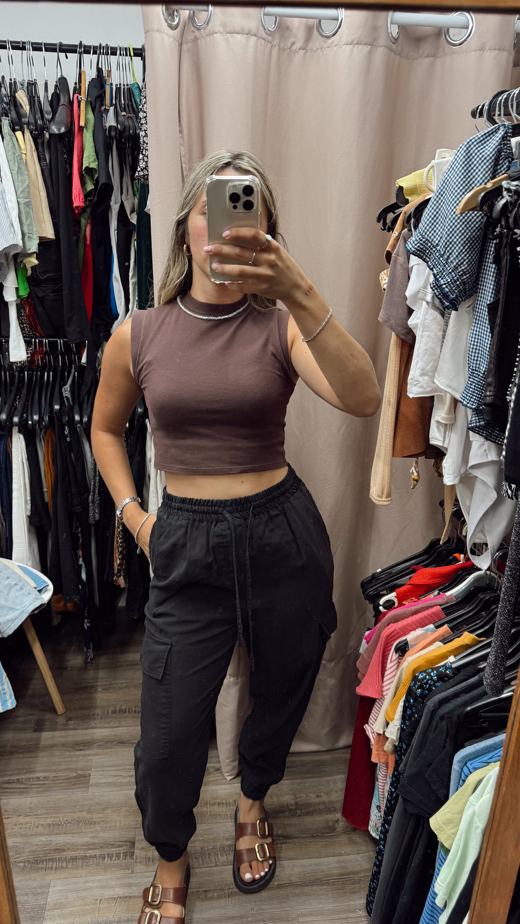 Pantalón cargo negro