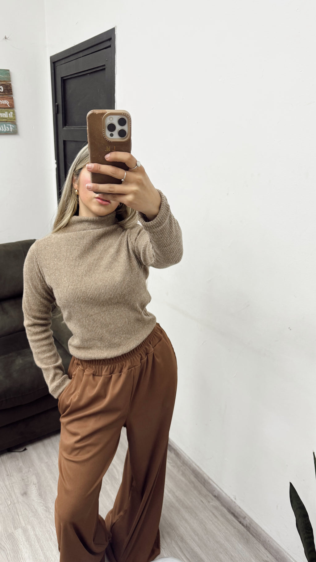 NUEVO Conjunto pantalón + polera lanilla marron