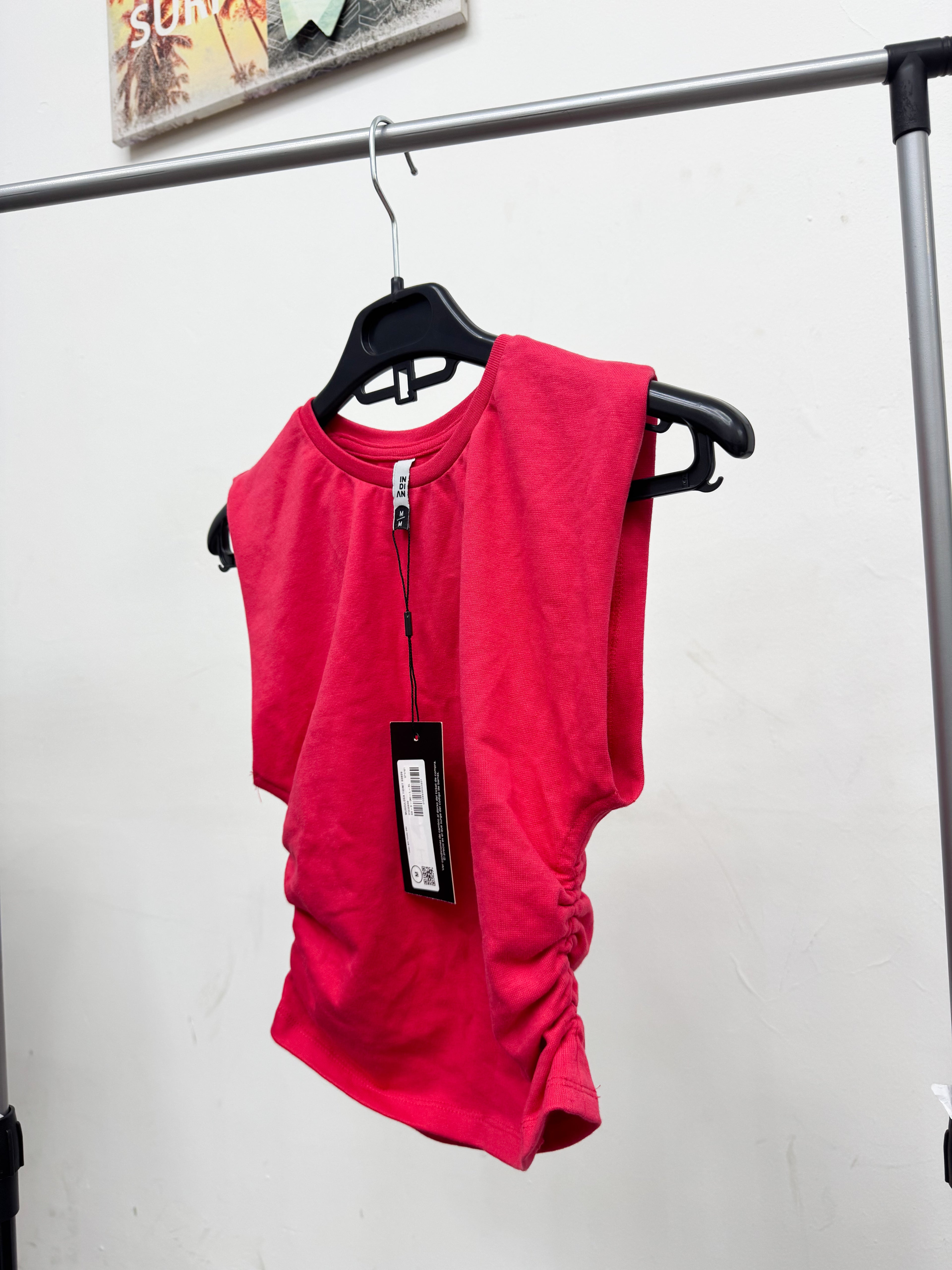 Top NUEVO rosado fucsia con frunce