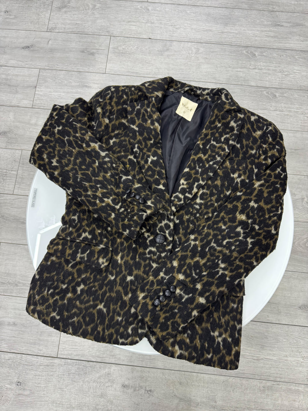 Blazer de piel animal print talle S
