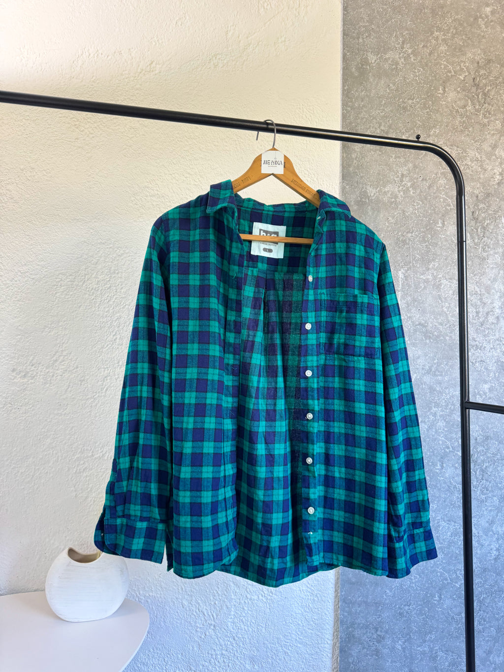 Camisa a cuadros verde agua y azul