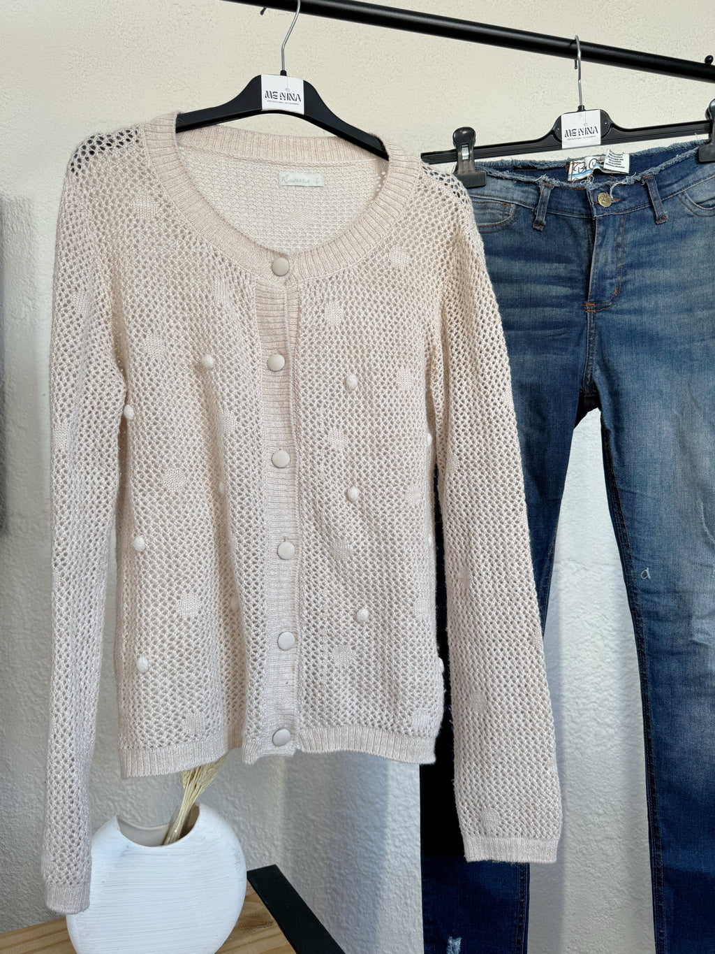 Saco beige con botones