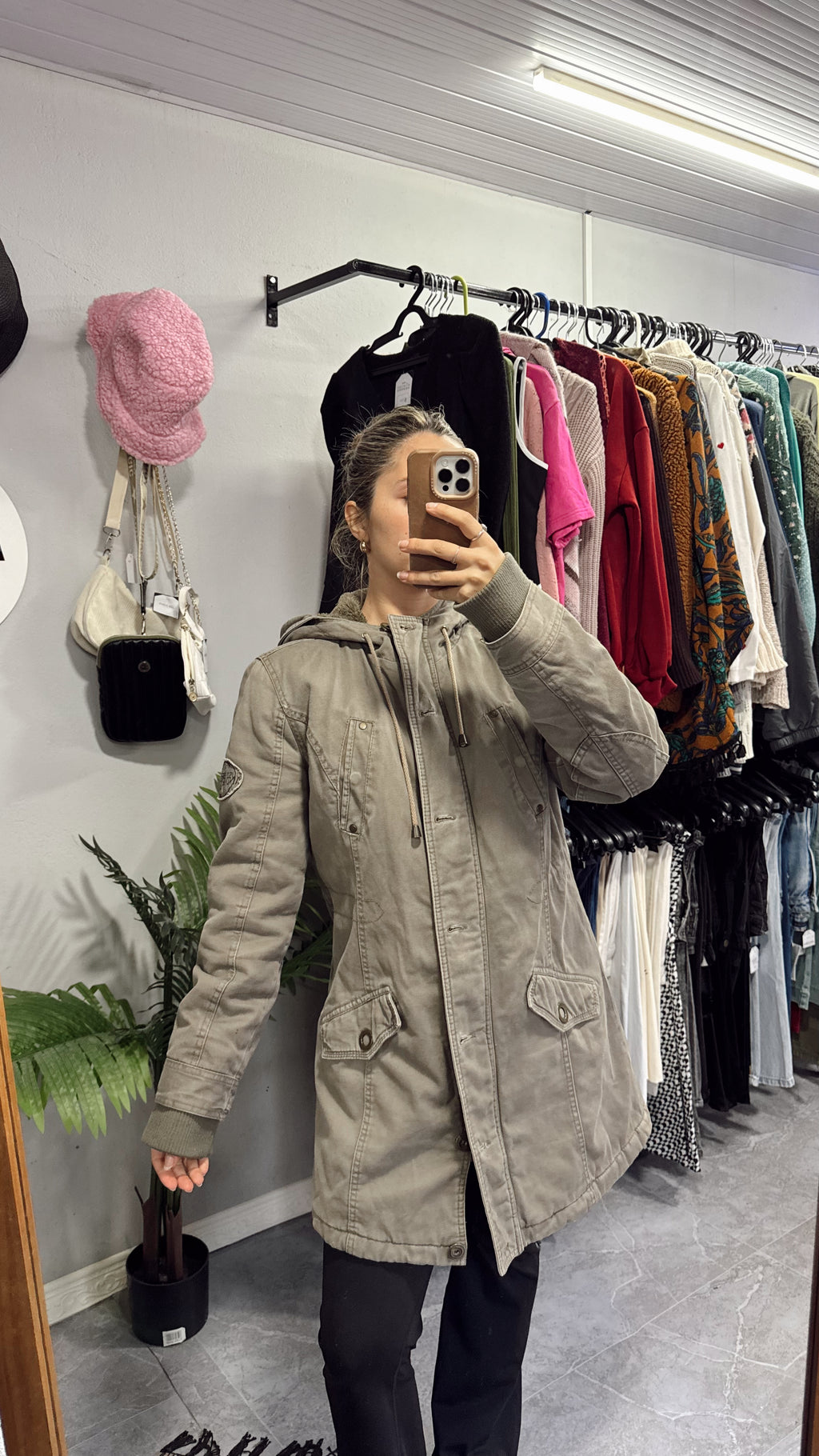 Parka verde abrigada