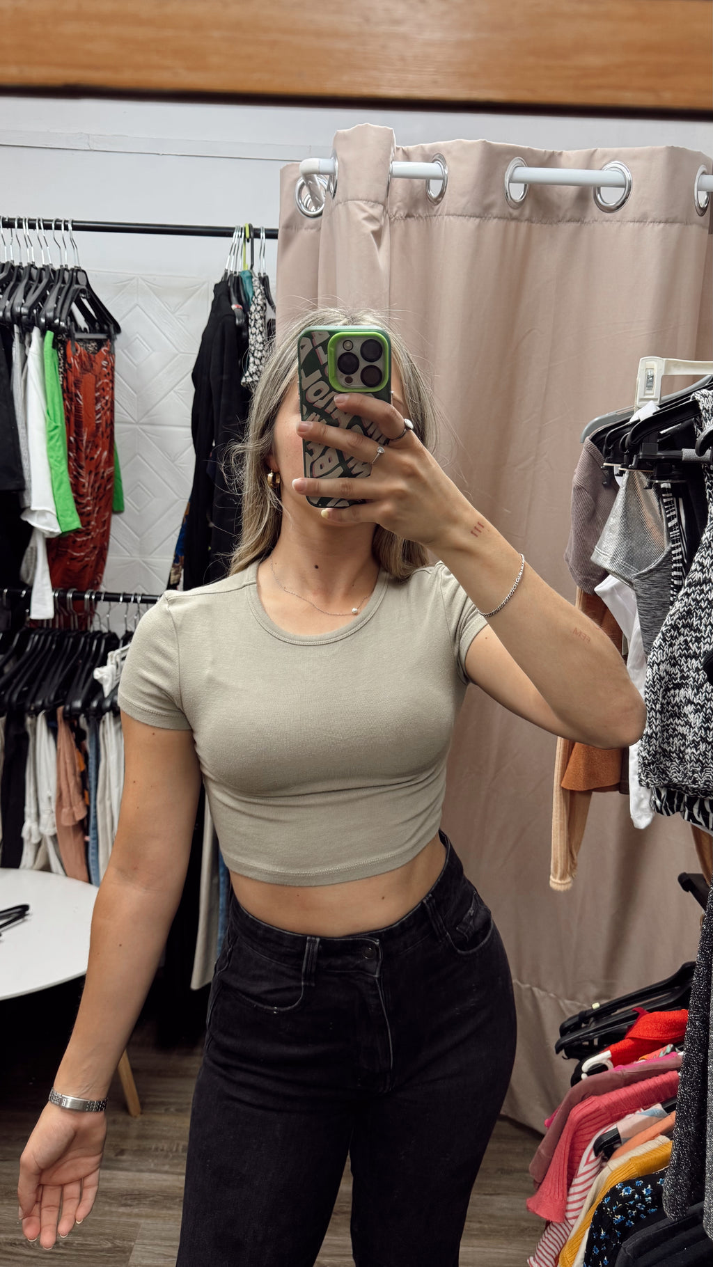 Top ZARA verde aceituna