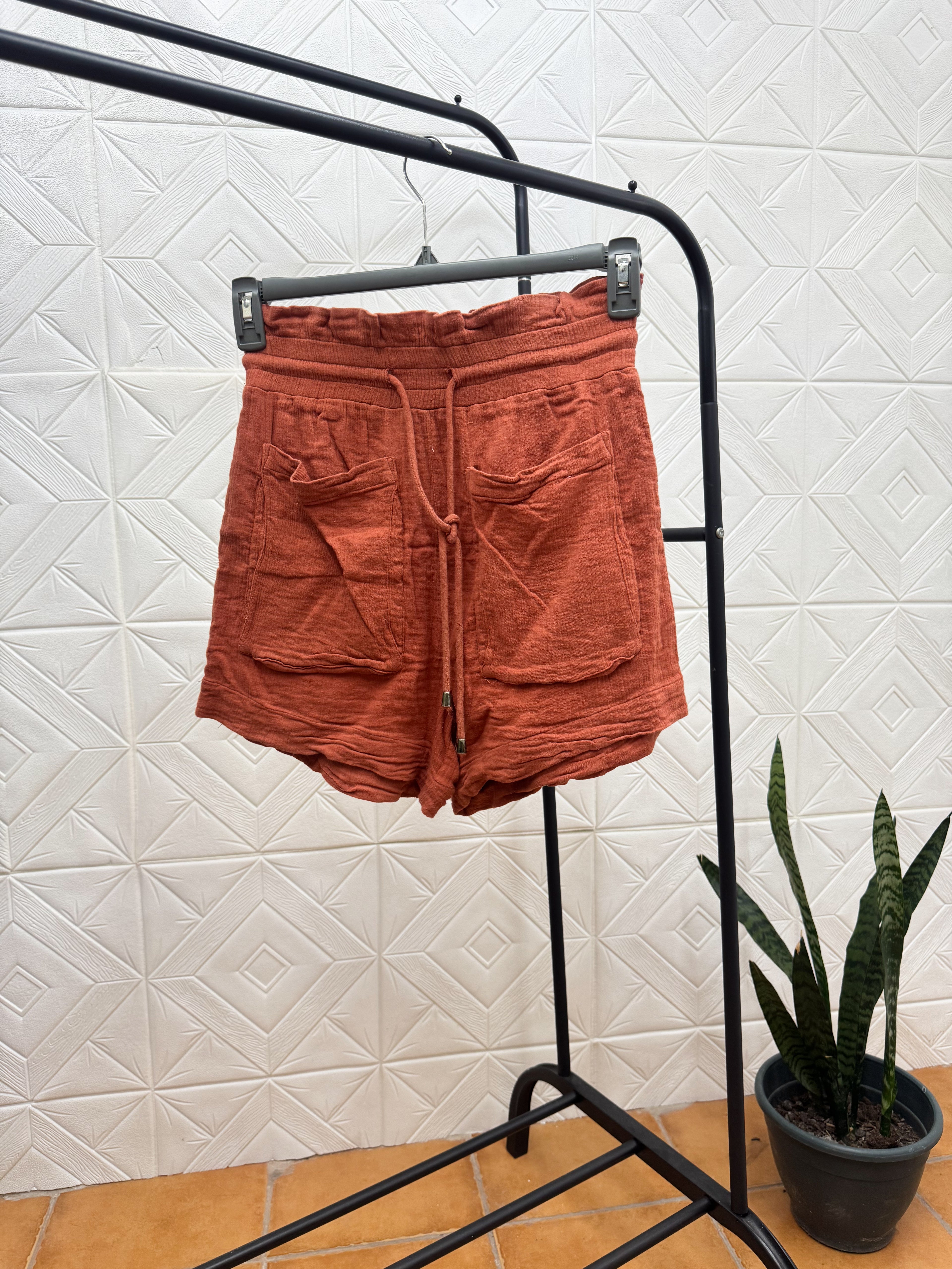 Short terracota talle M