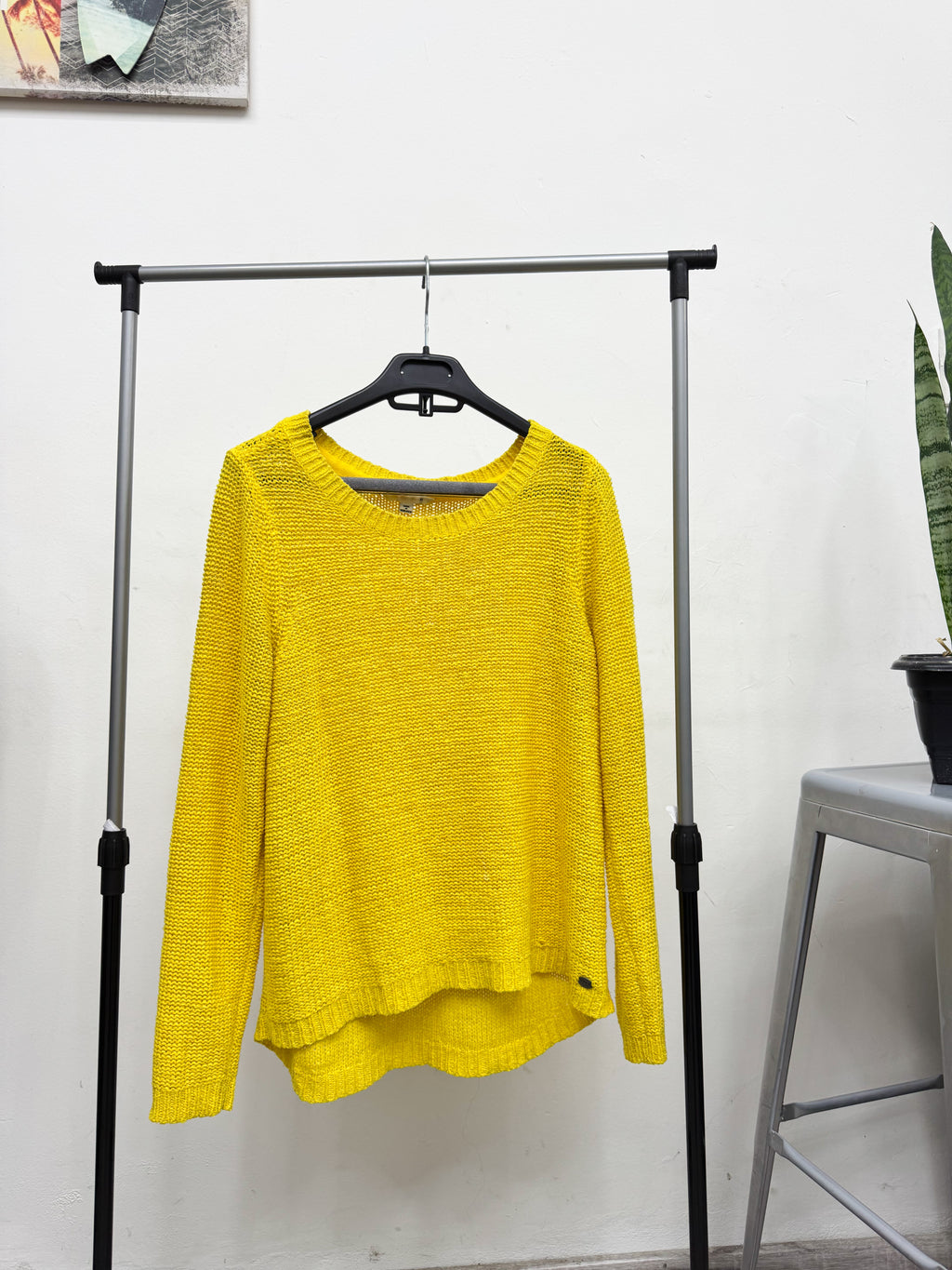 Buzo de hilo amarillo
