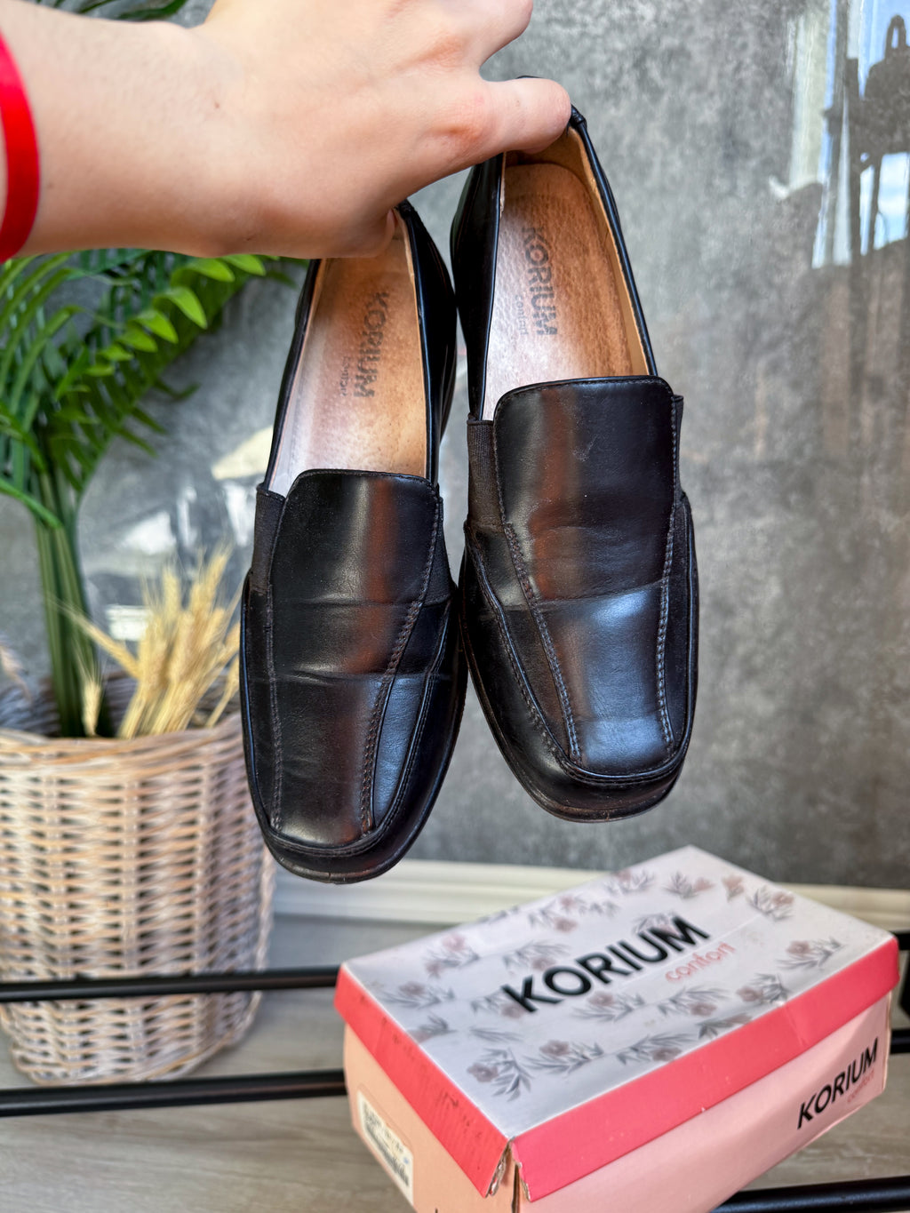 Zapatos negros Korium