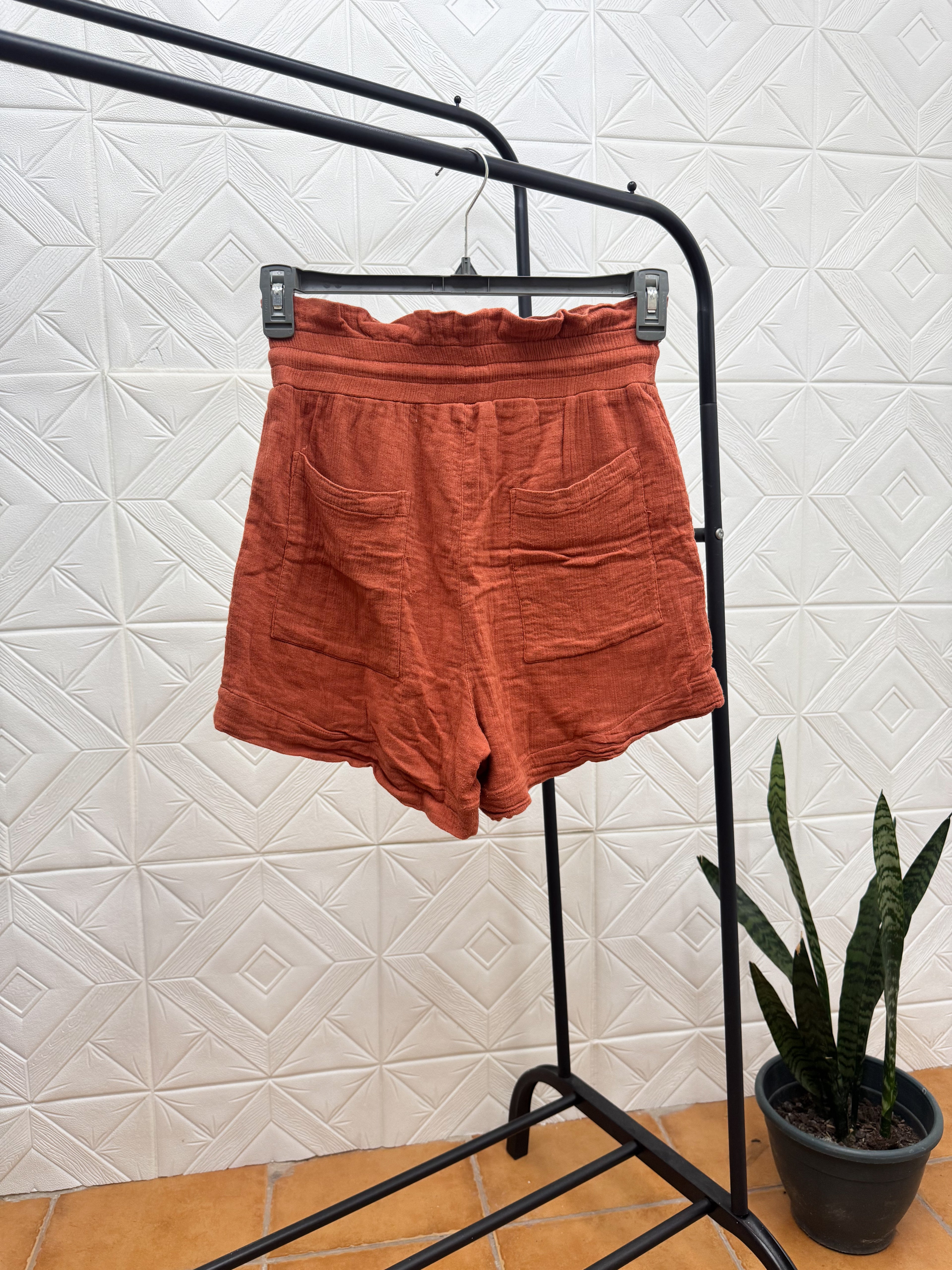 Short terracota talle M