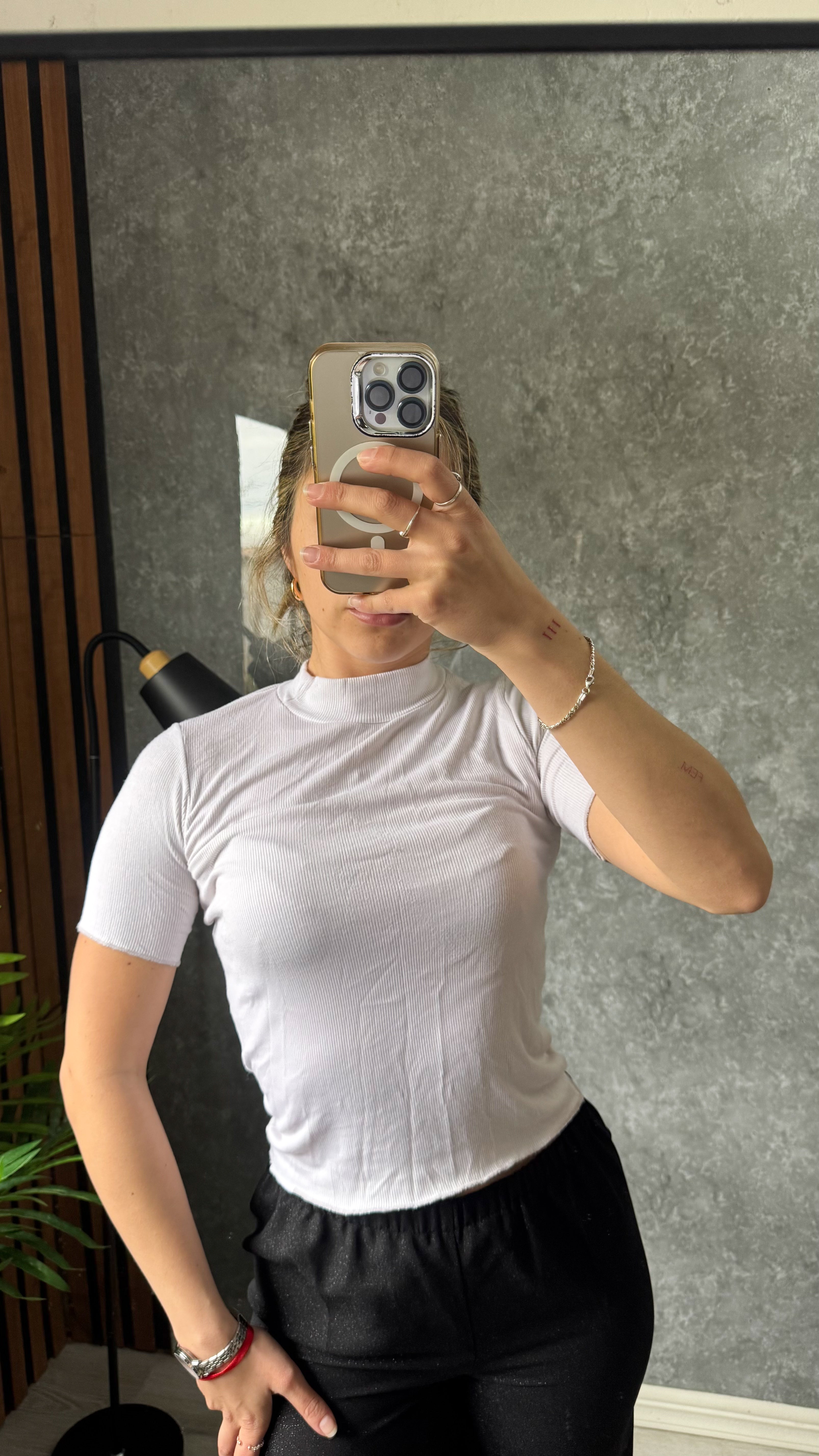 Remera manga corta blanca