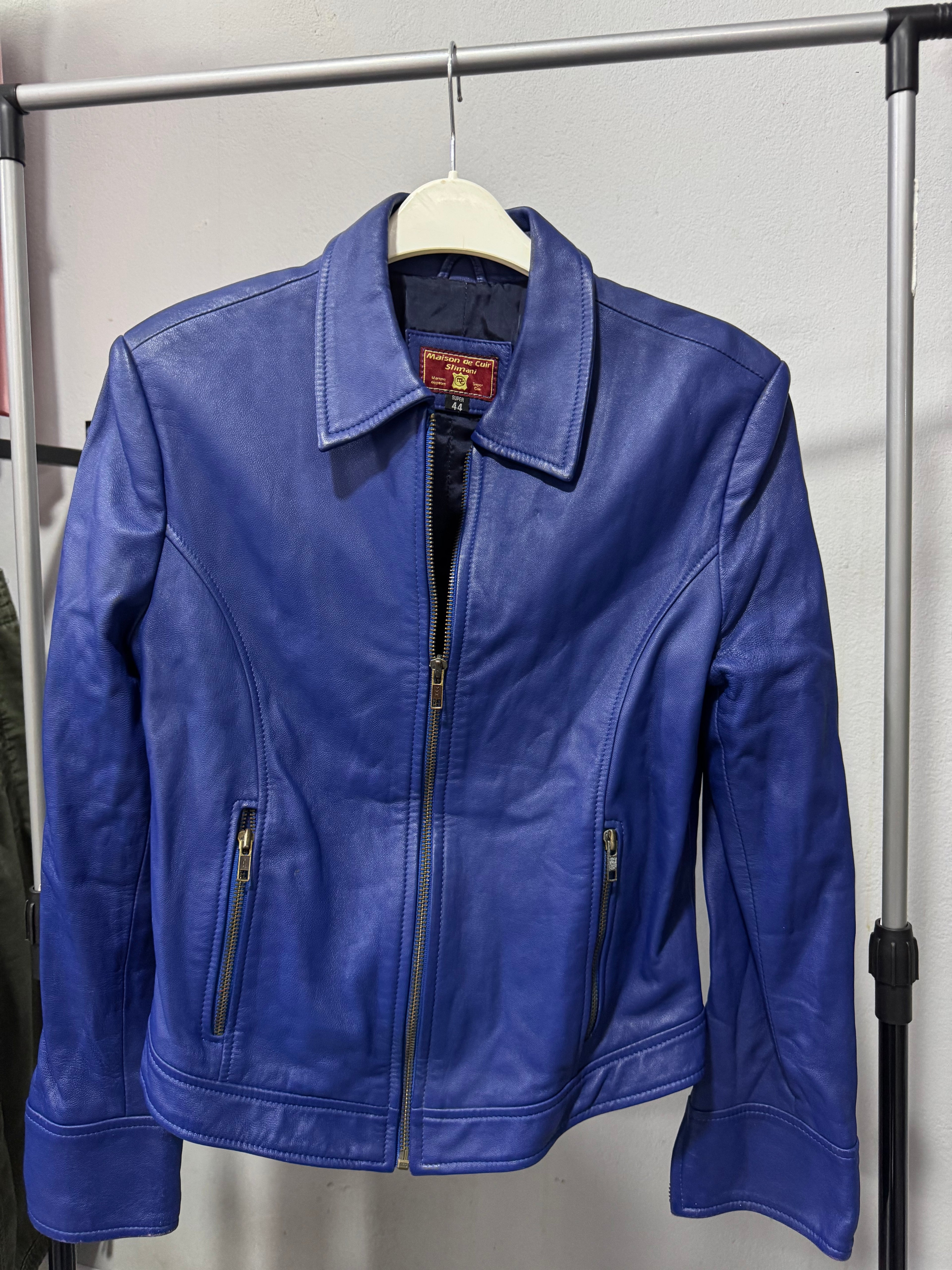 Chaqueta de cuero azul