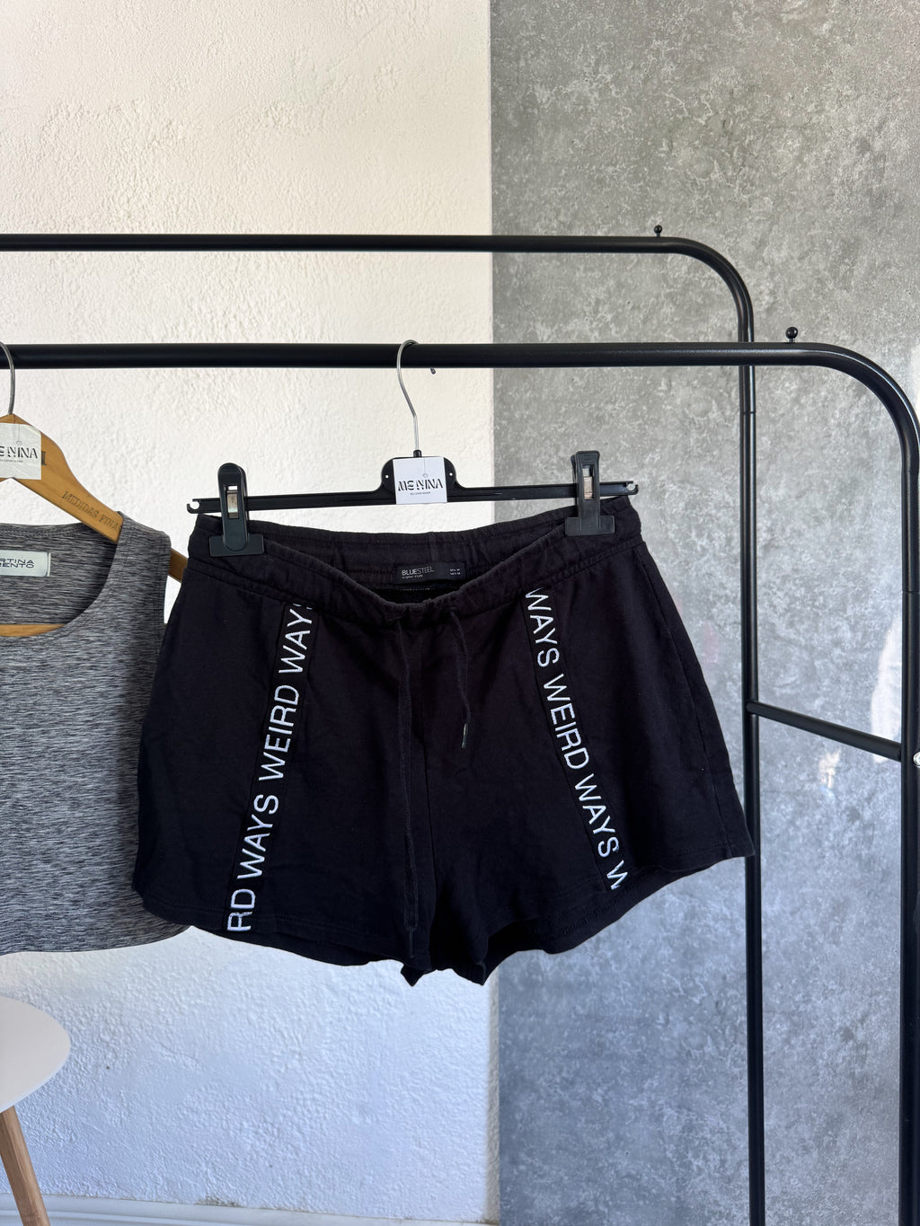 Short negro Renner talle M