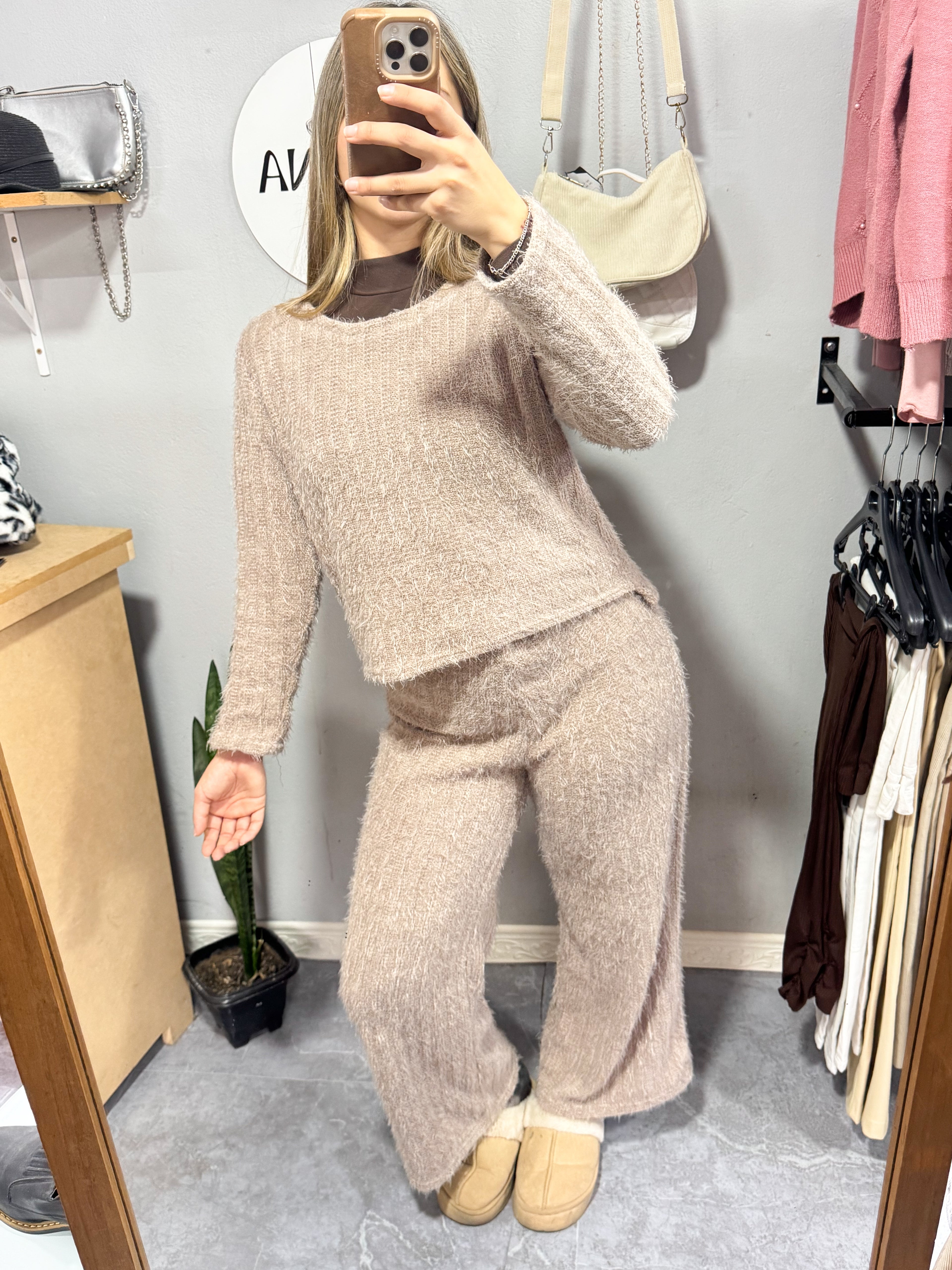 Conjunto buzo + pantalón color rosa viejo