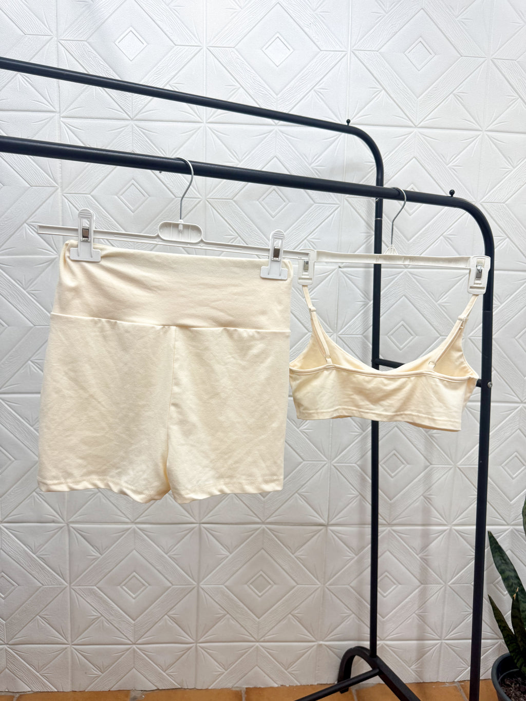 NUEVO conjunto gym beige