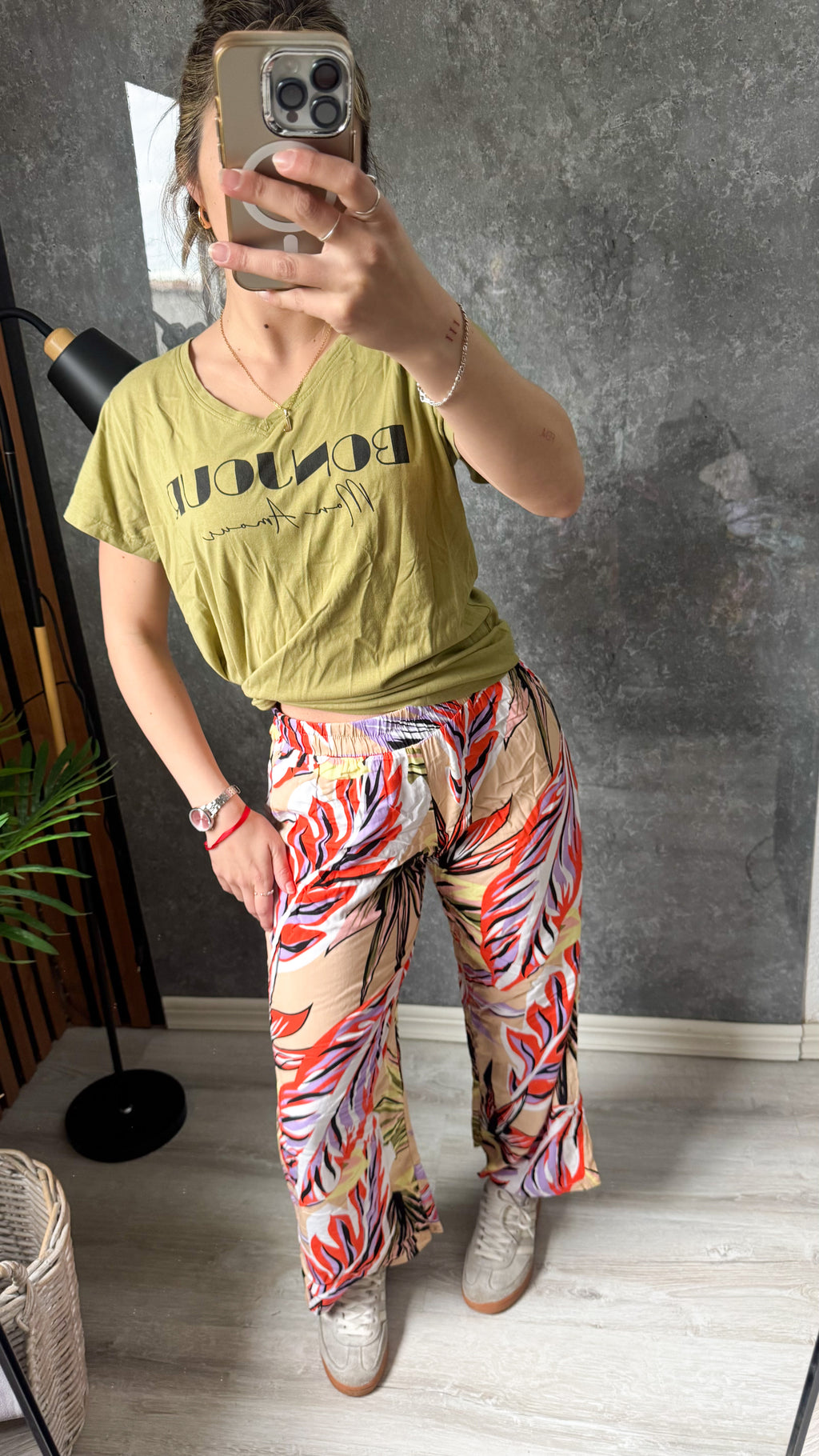 Remera verde oliva INDIAN