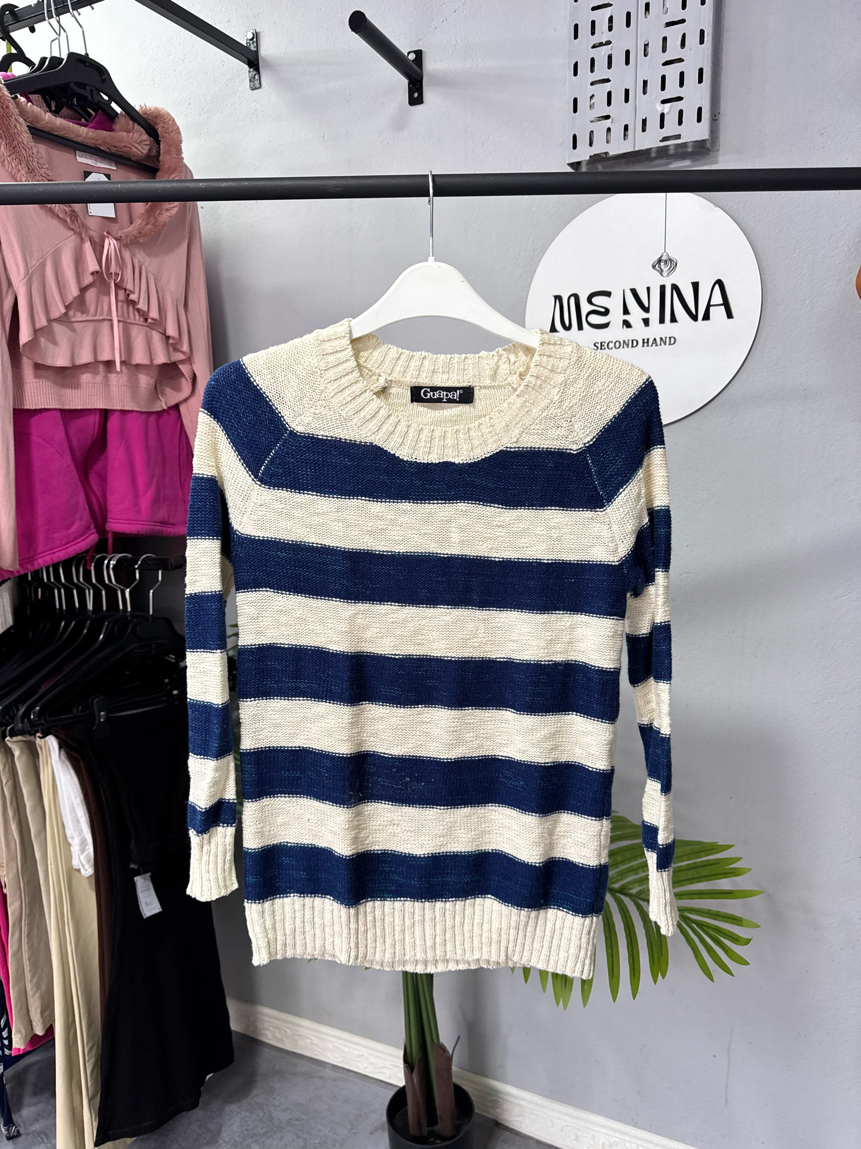 Buzo de hilo azul y beige