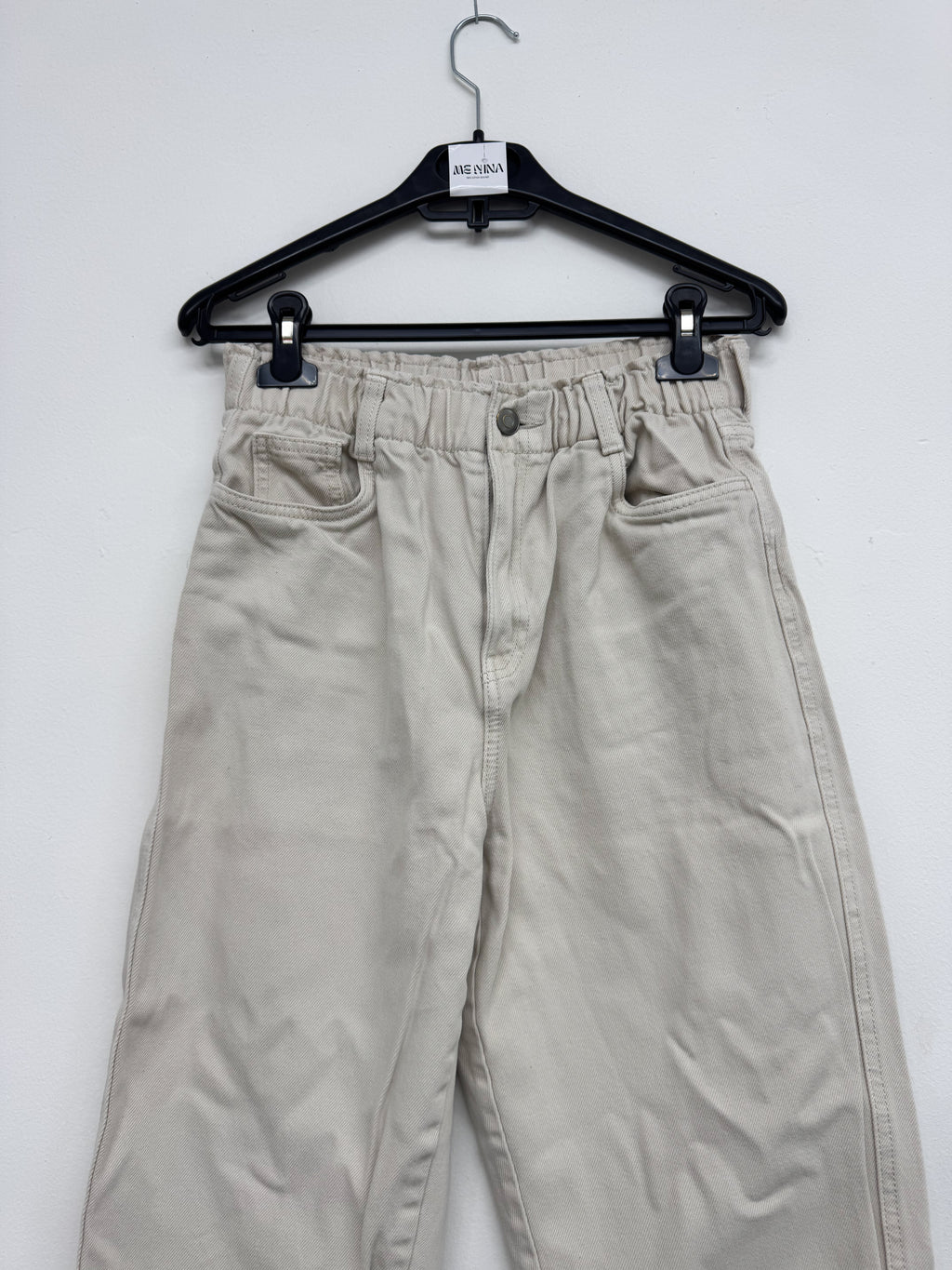 Pantalón beige talle 26