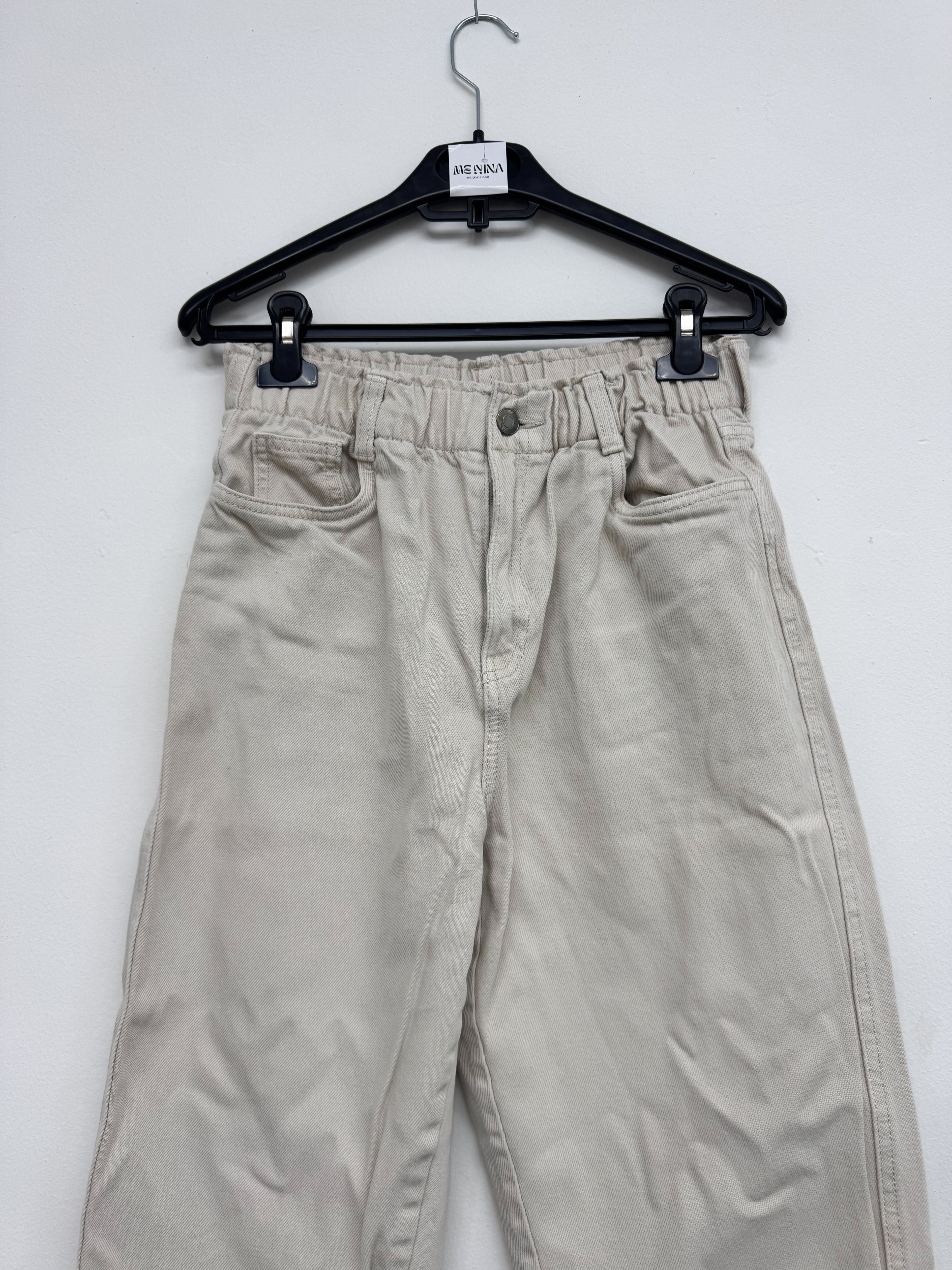 Pantalón beige talle 26