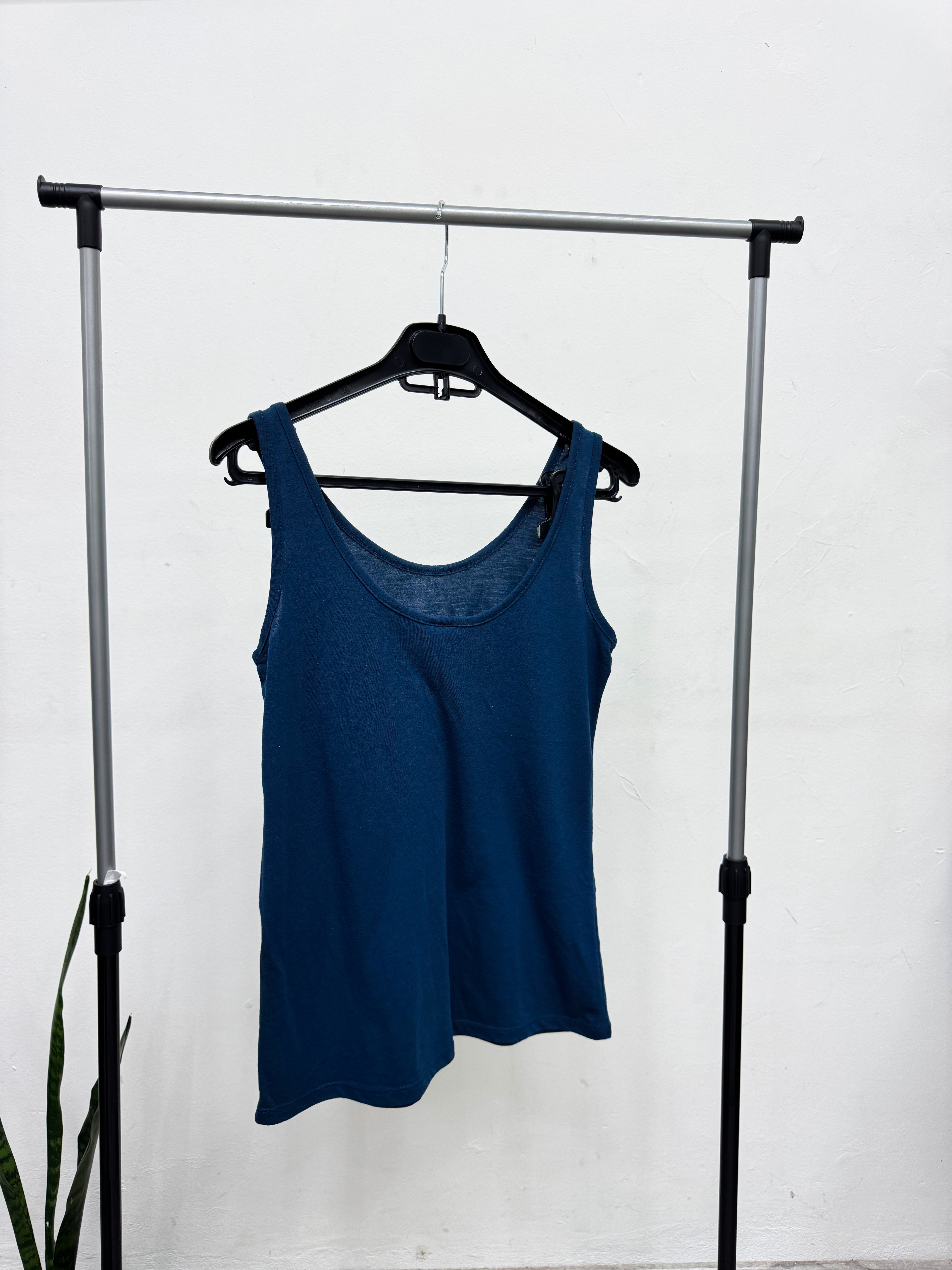 Musculosa azul