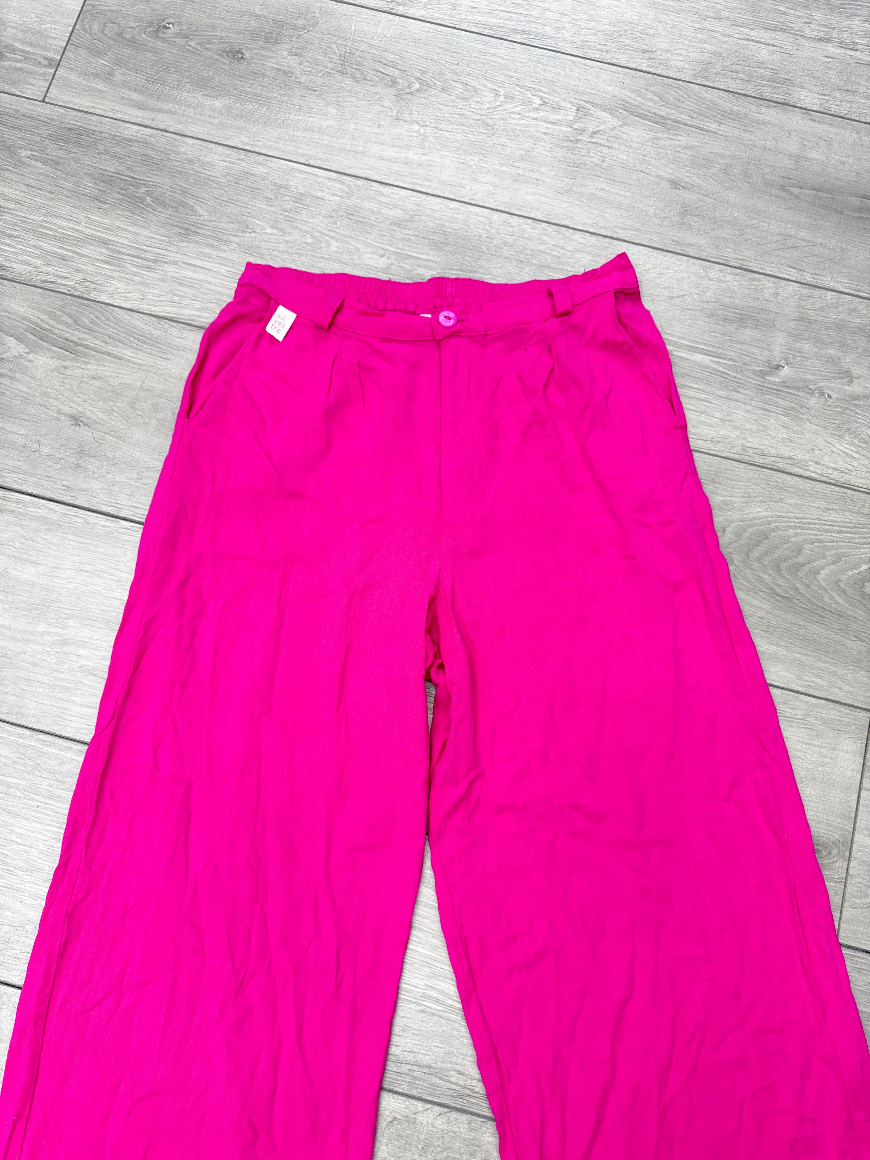 Conjunto sastrero rosado
