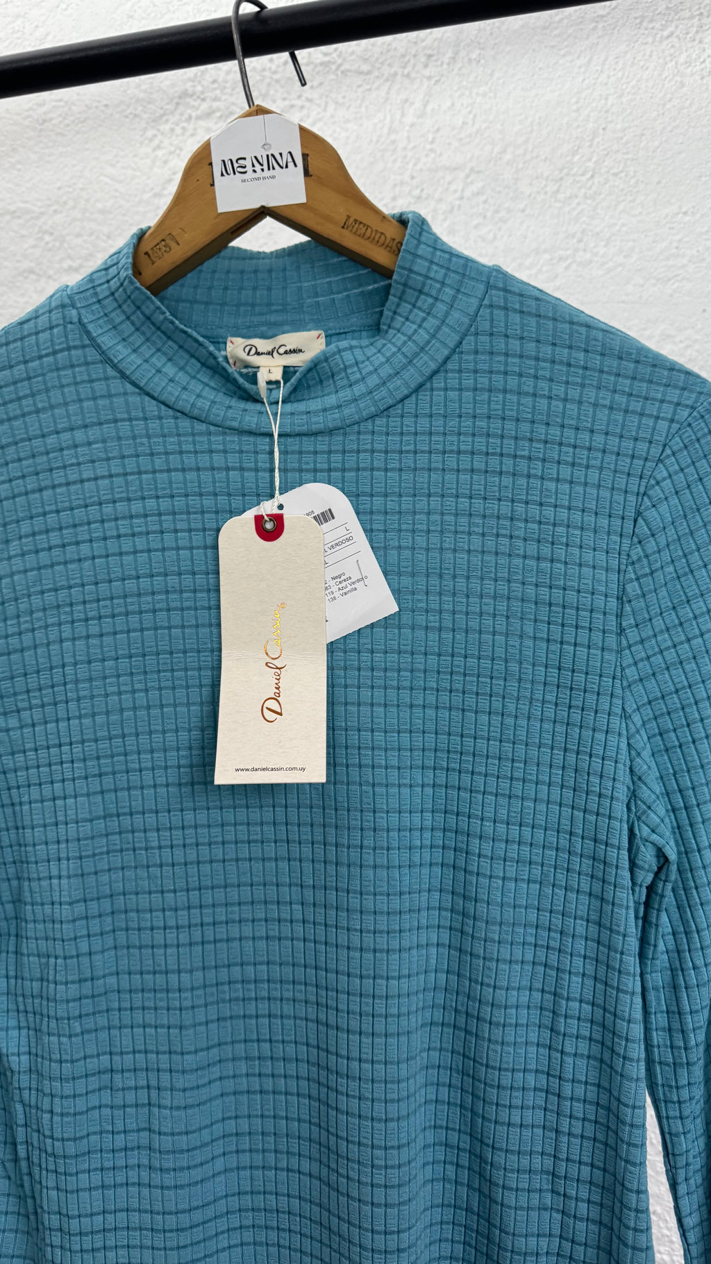 Polera NUEVA Daniel Cassin celeste