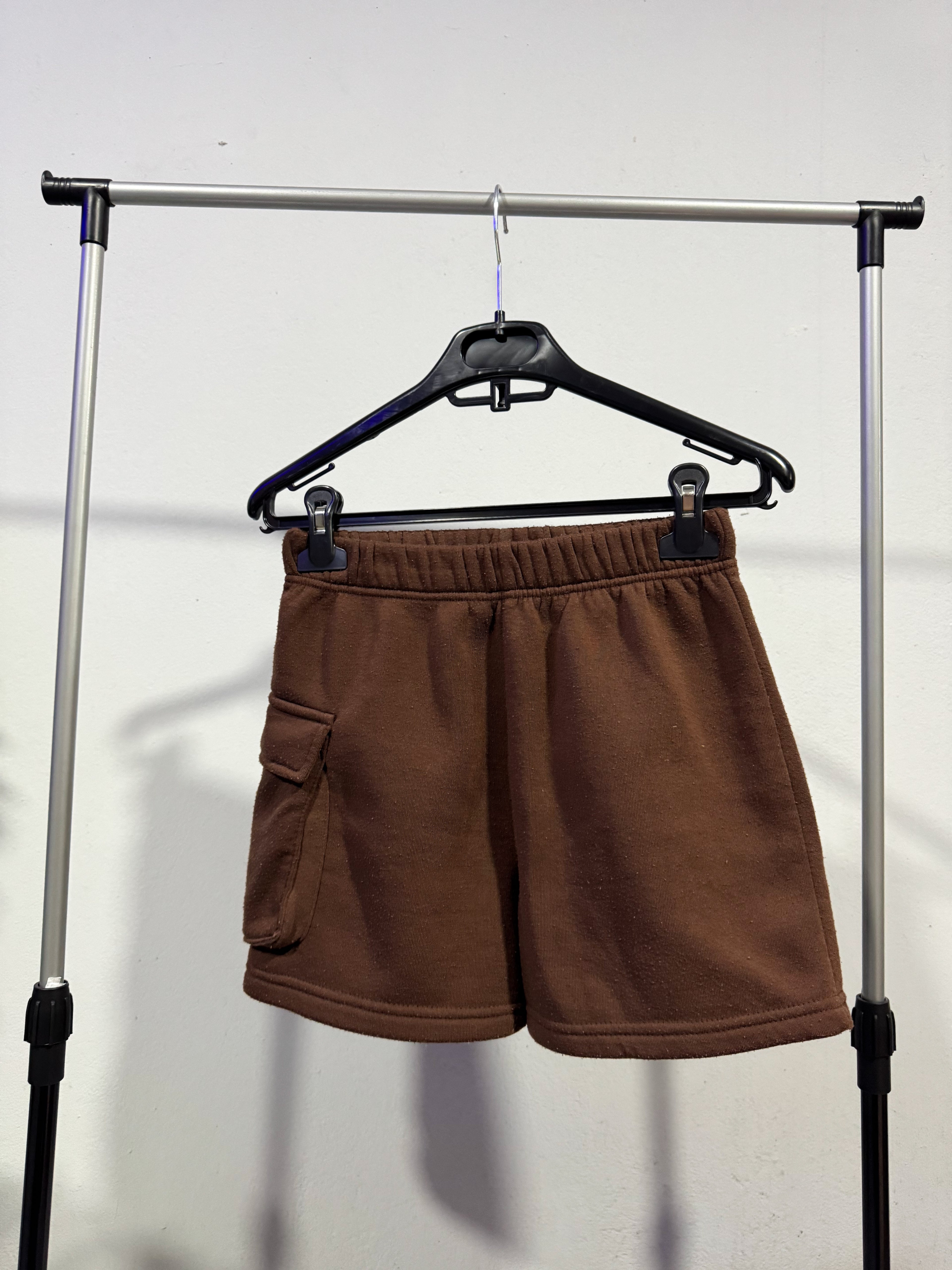 Short cargo chocolate