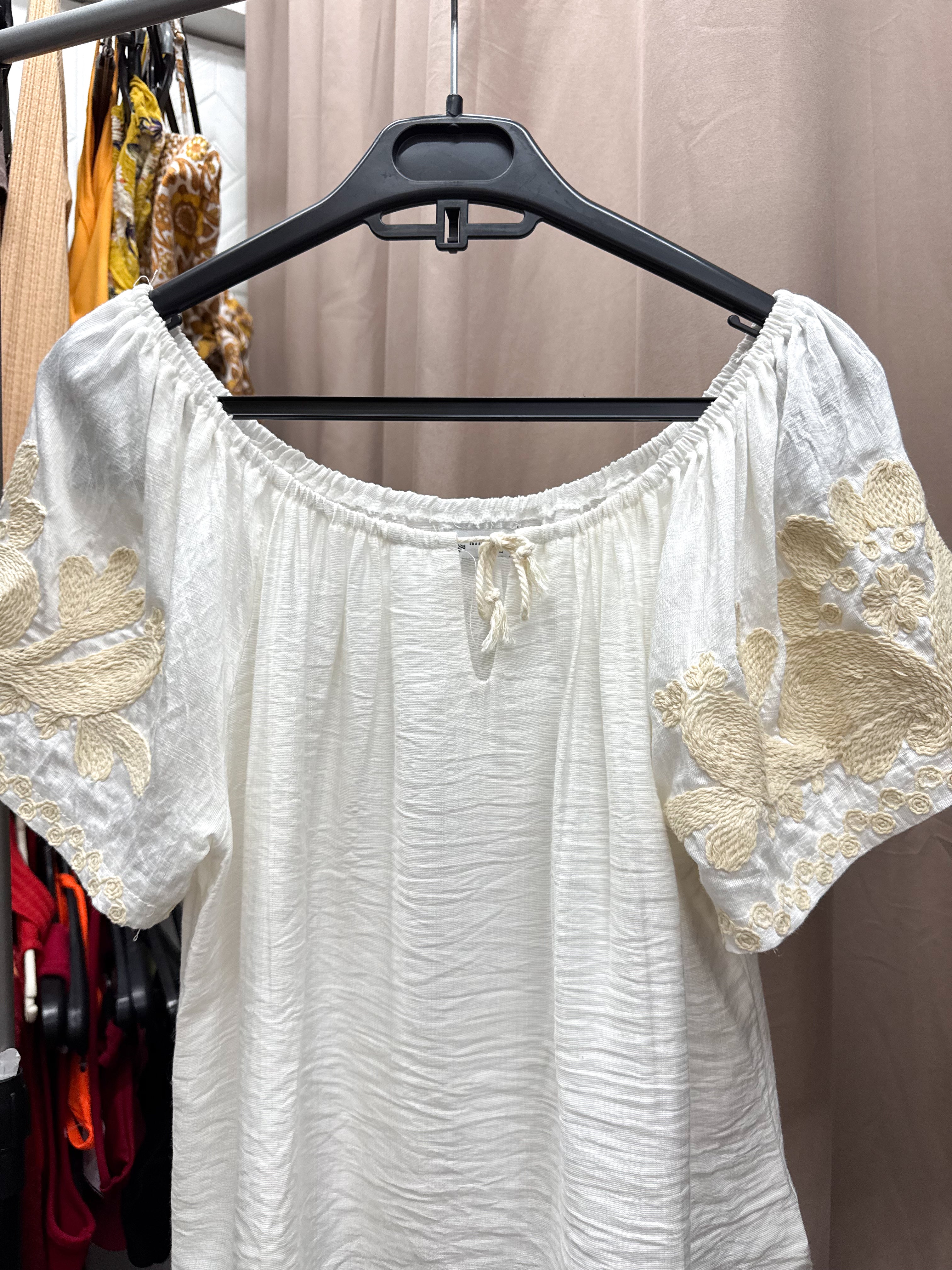 Remera de lino manga corta