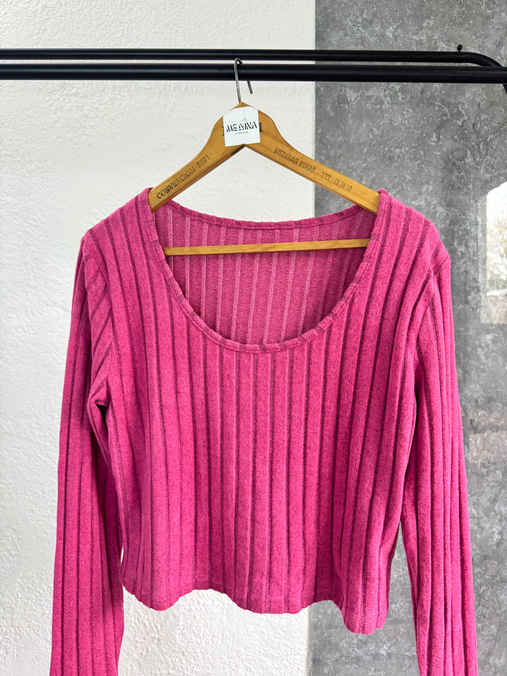 Buzo nuevo de hilo color rosa