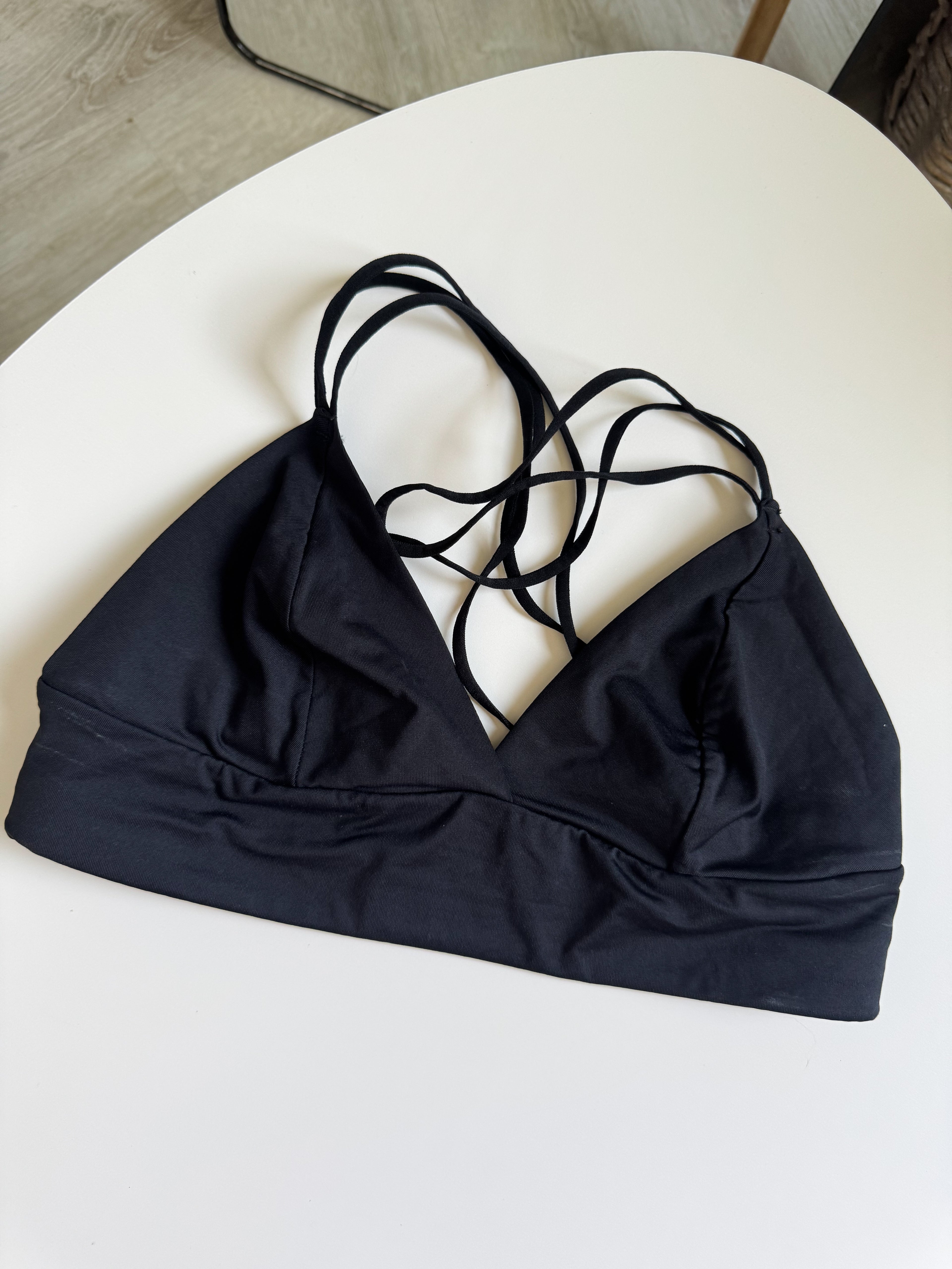 Top negro alicrado talle S