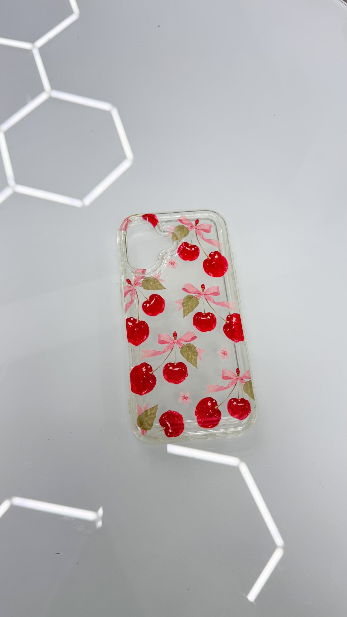 Case iPhone 16 cerezas