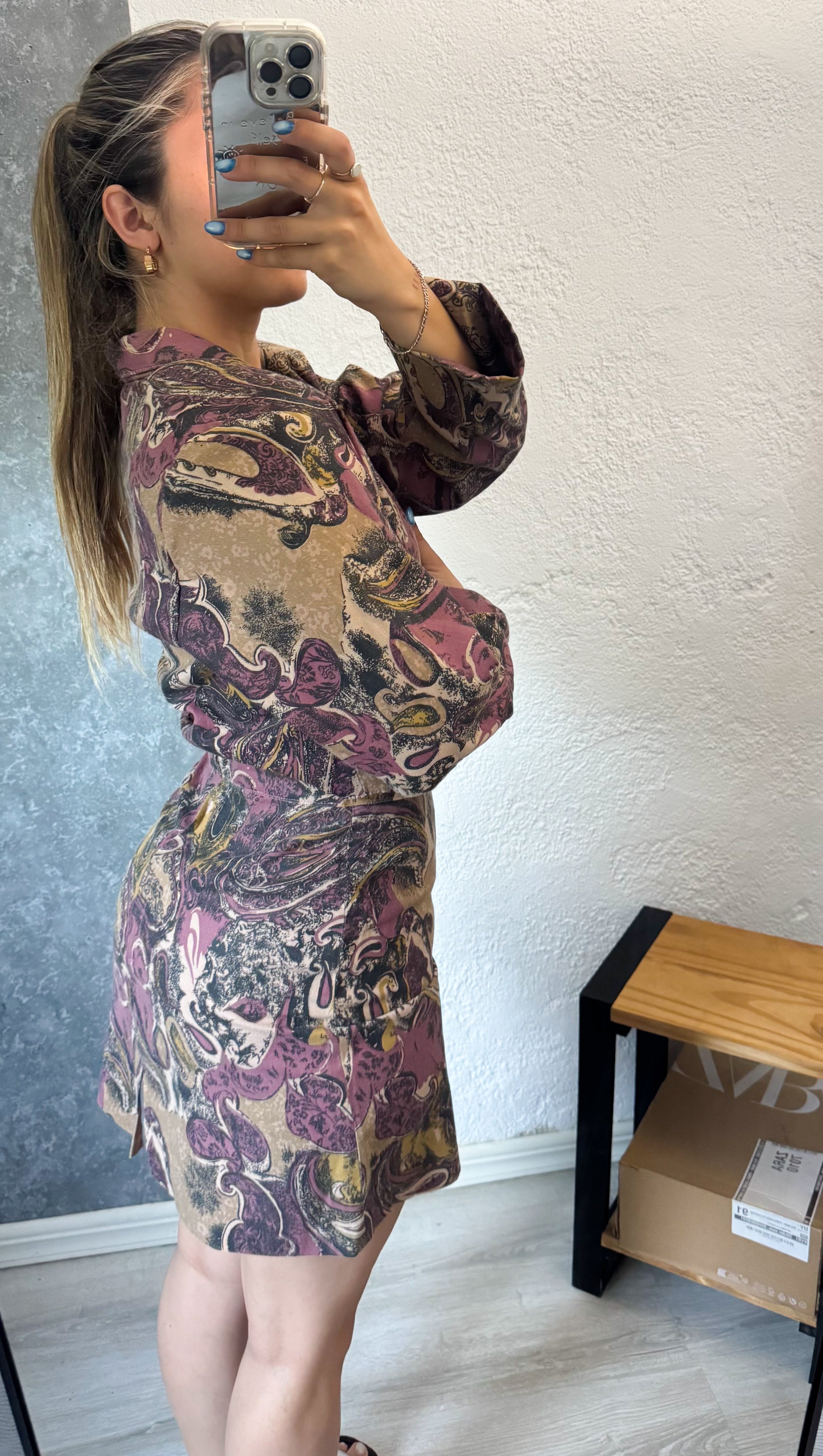 Conjunto Blazer y pollera con diseño