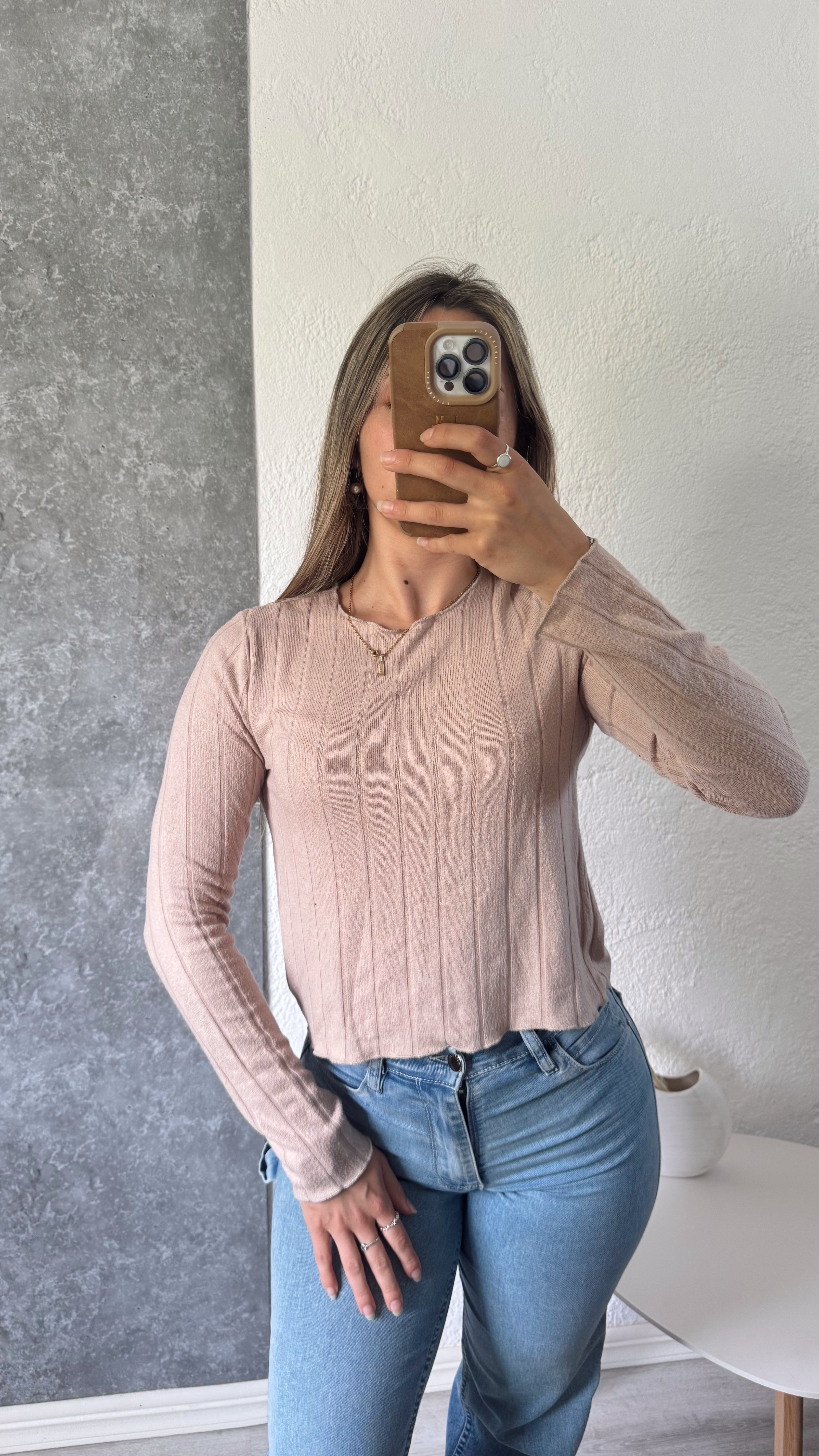 Buzo de hilo beige INDIAN