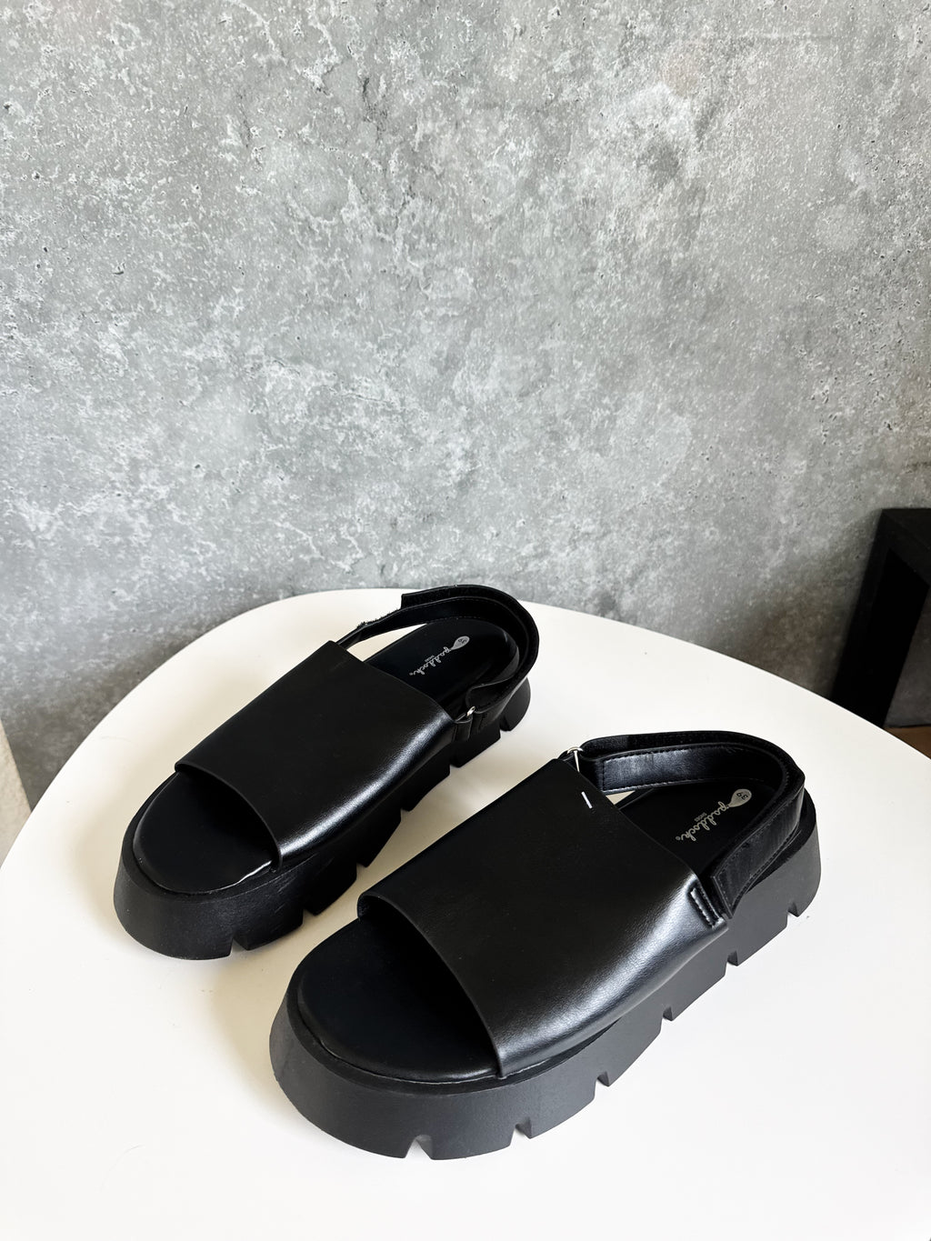 Sandalias Paddock negras