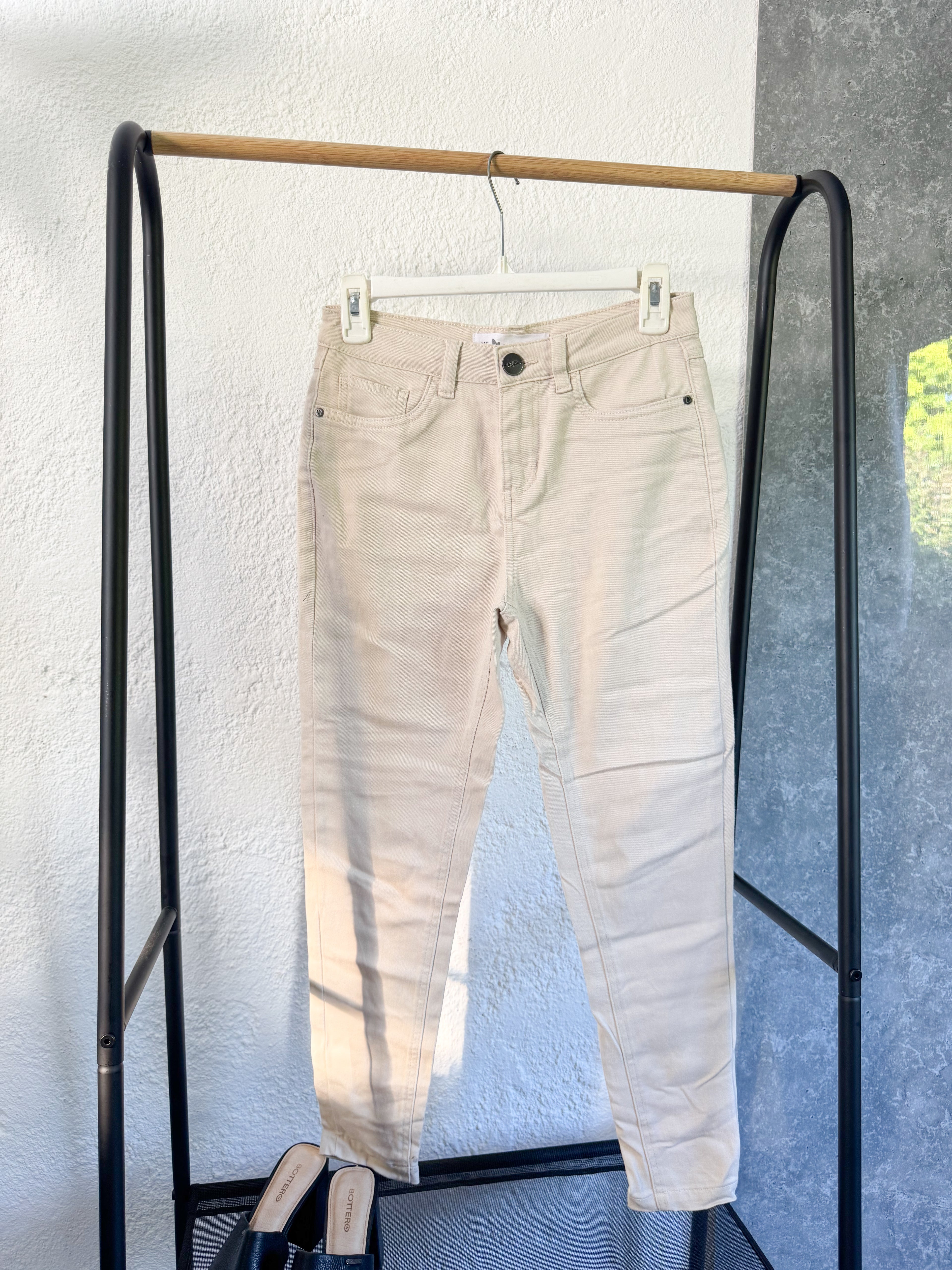 Pantalón beige Daniel Cassin