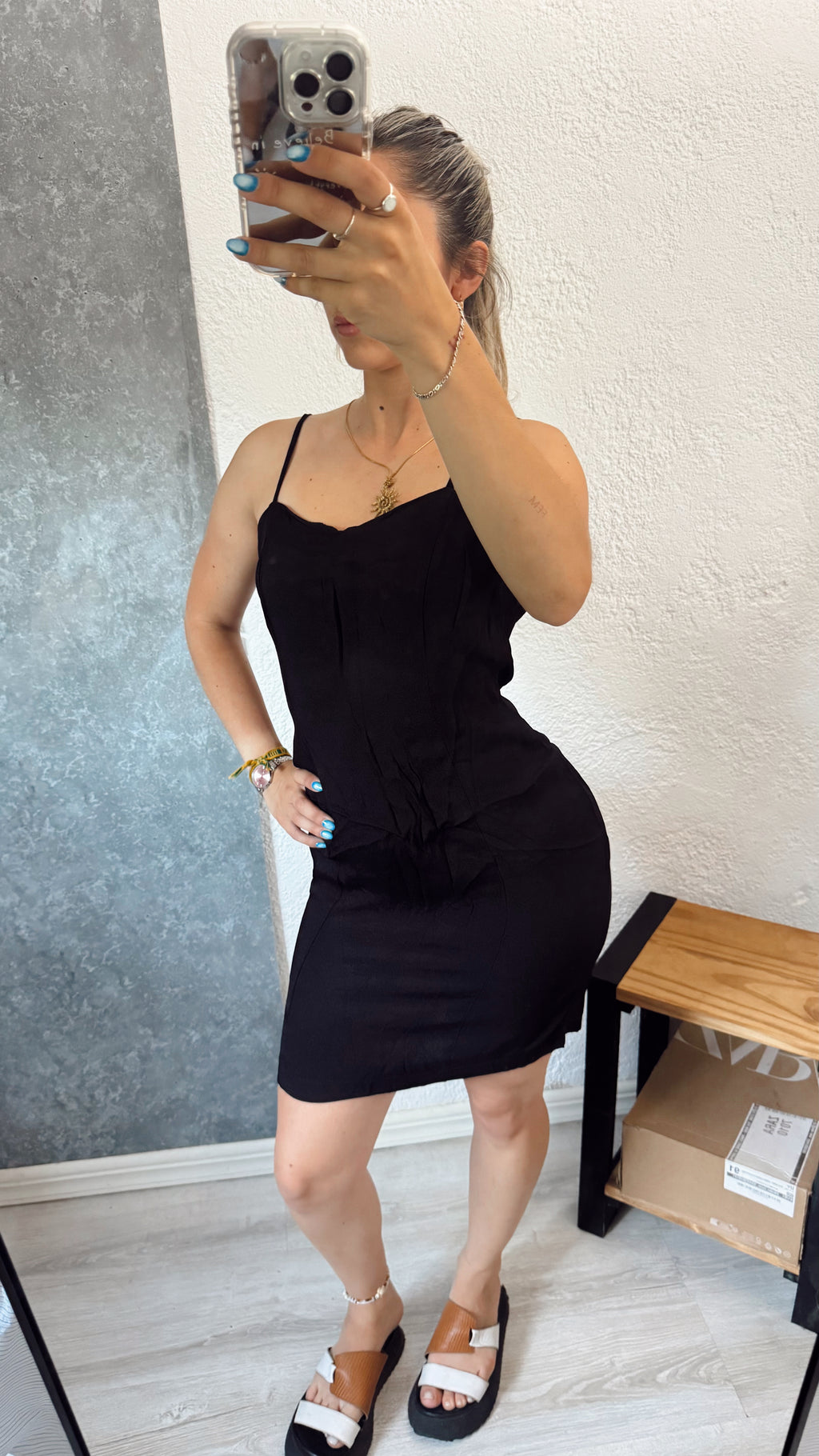 Vestido negro talle S