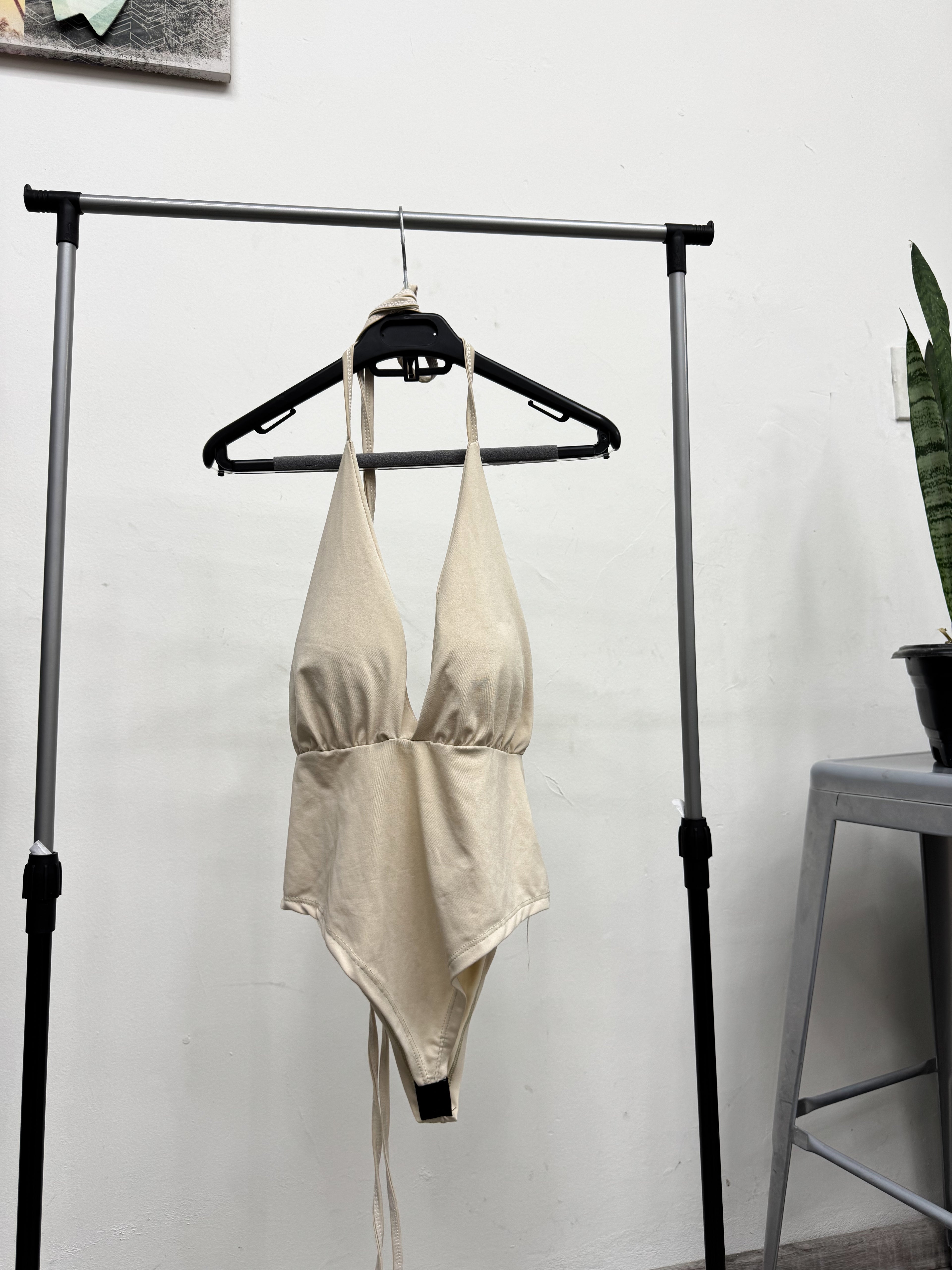 Body beige con push up