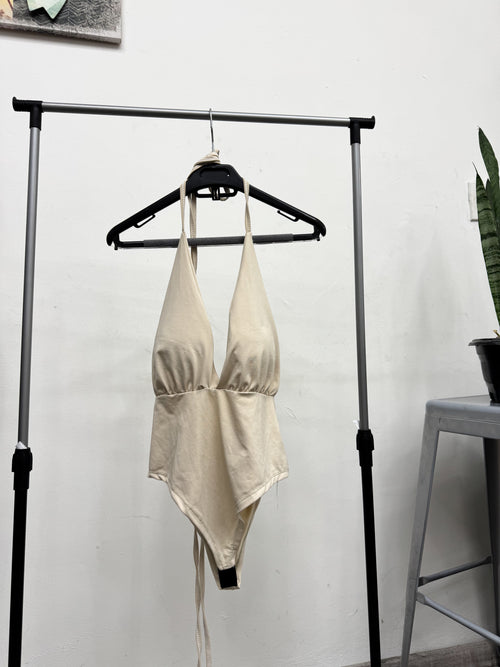 Body beige con push up