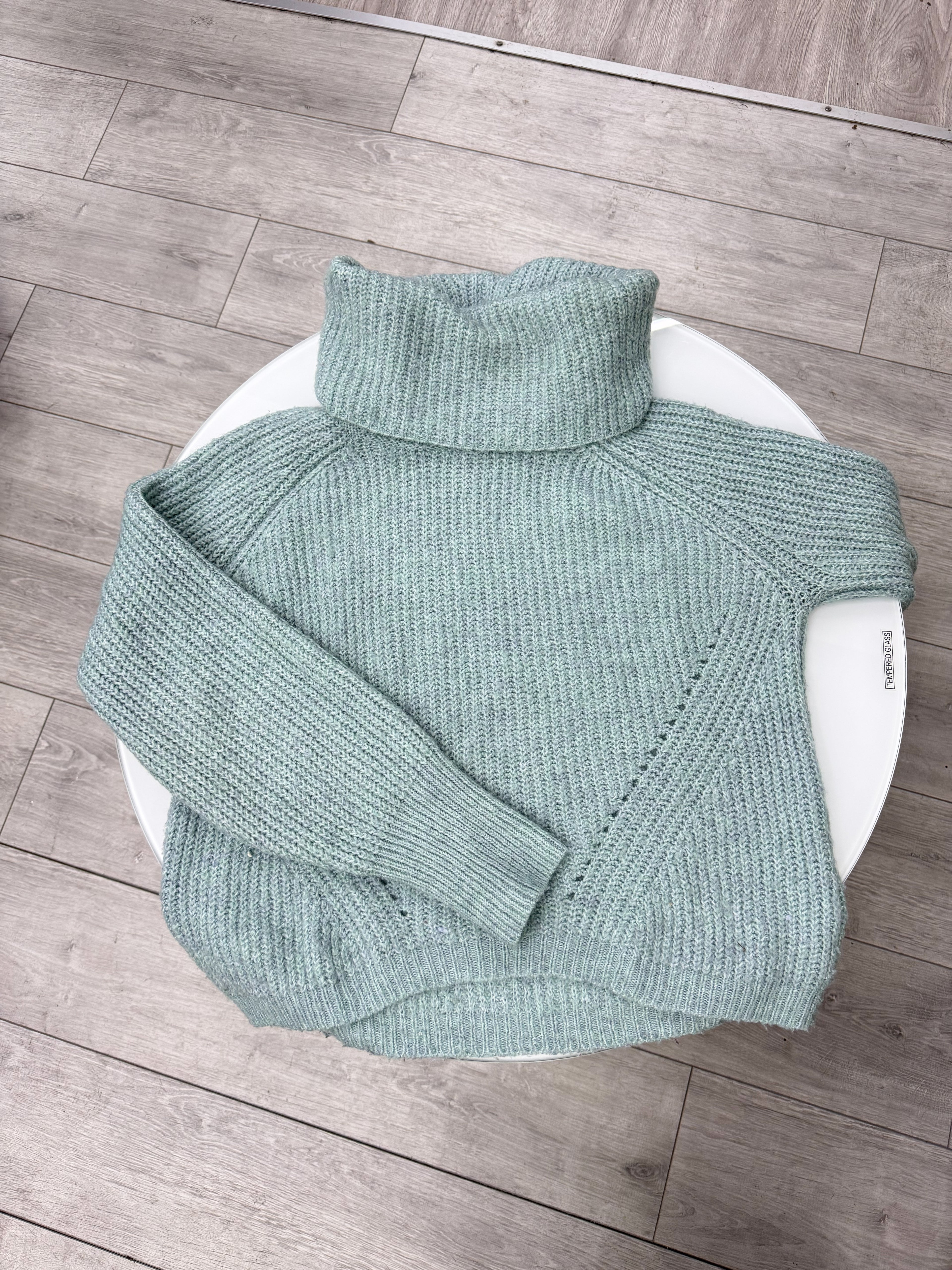 Polera de lana verde agua