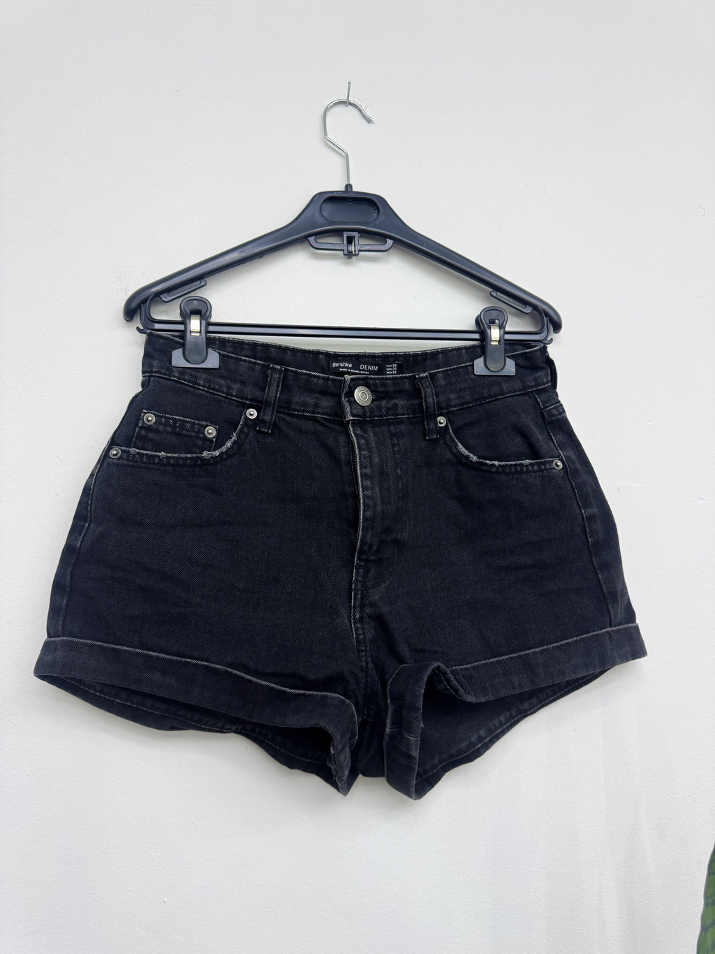Short negro de Jean Bershka